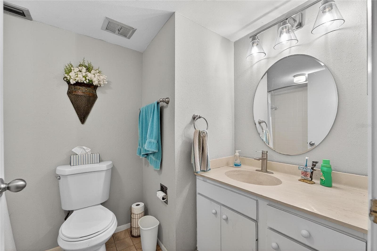 Condominium at 593 LAKESIDE DR #593, BRADENTON, photo 53 of 72