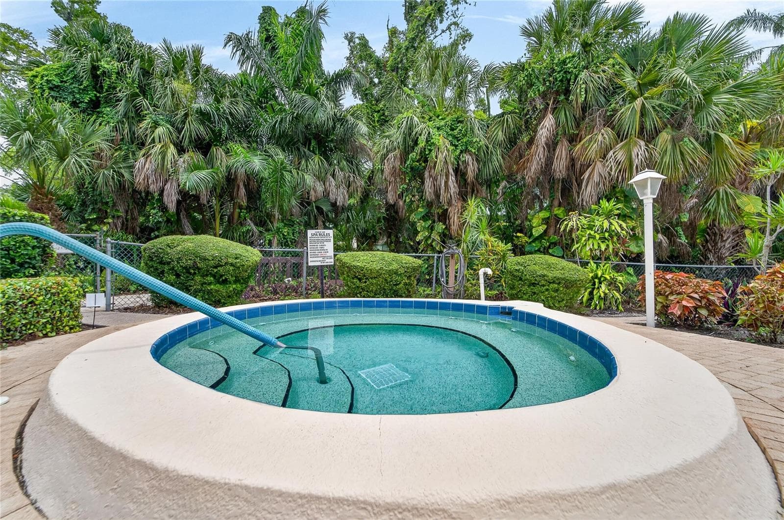 Condominium at 593 LAKESIDE DR #593, BRADENTON, photo 56 of 72
