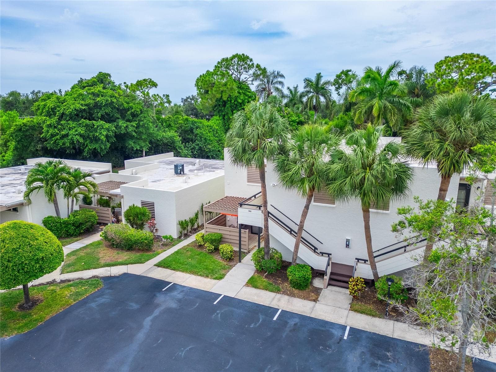 Condominium at 593 LAKESIDE DR #593, BRADENTON, photo 62 of 72