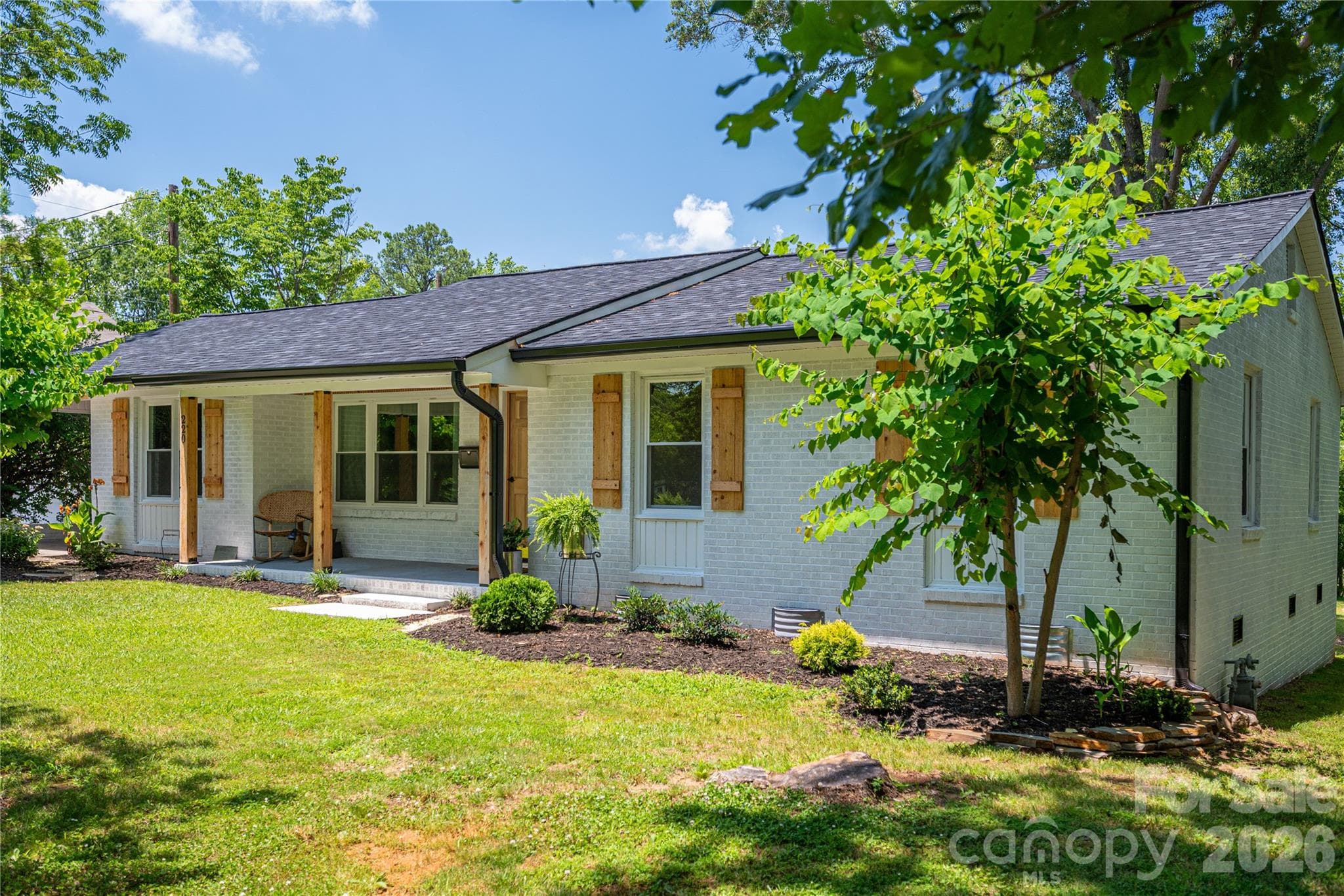 Single Family Residence at 220 Lackey Street, Kings Mountain, photo 8 of 47