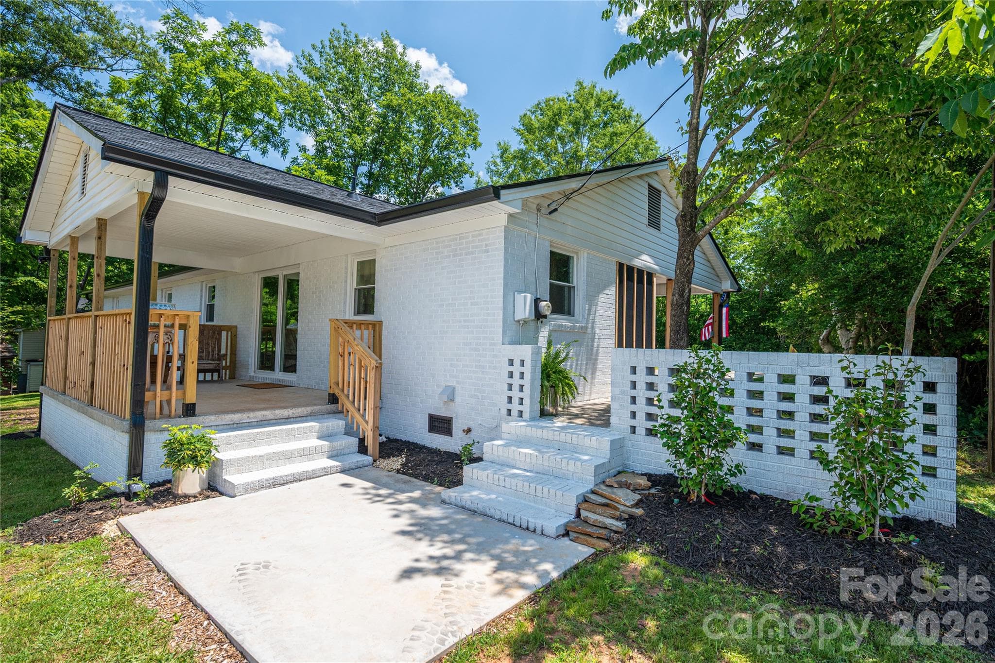 Single Family Residence at 220 Lackey Street, Kings Mountain, photo 44 of 47