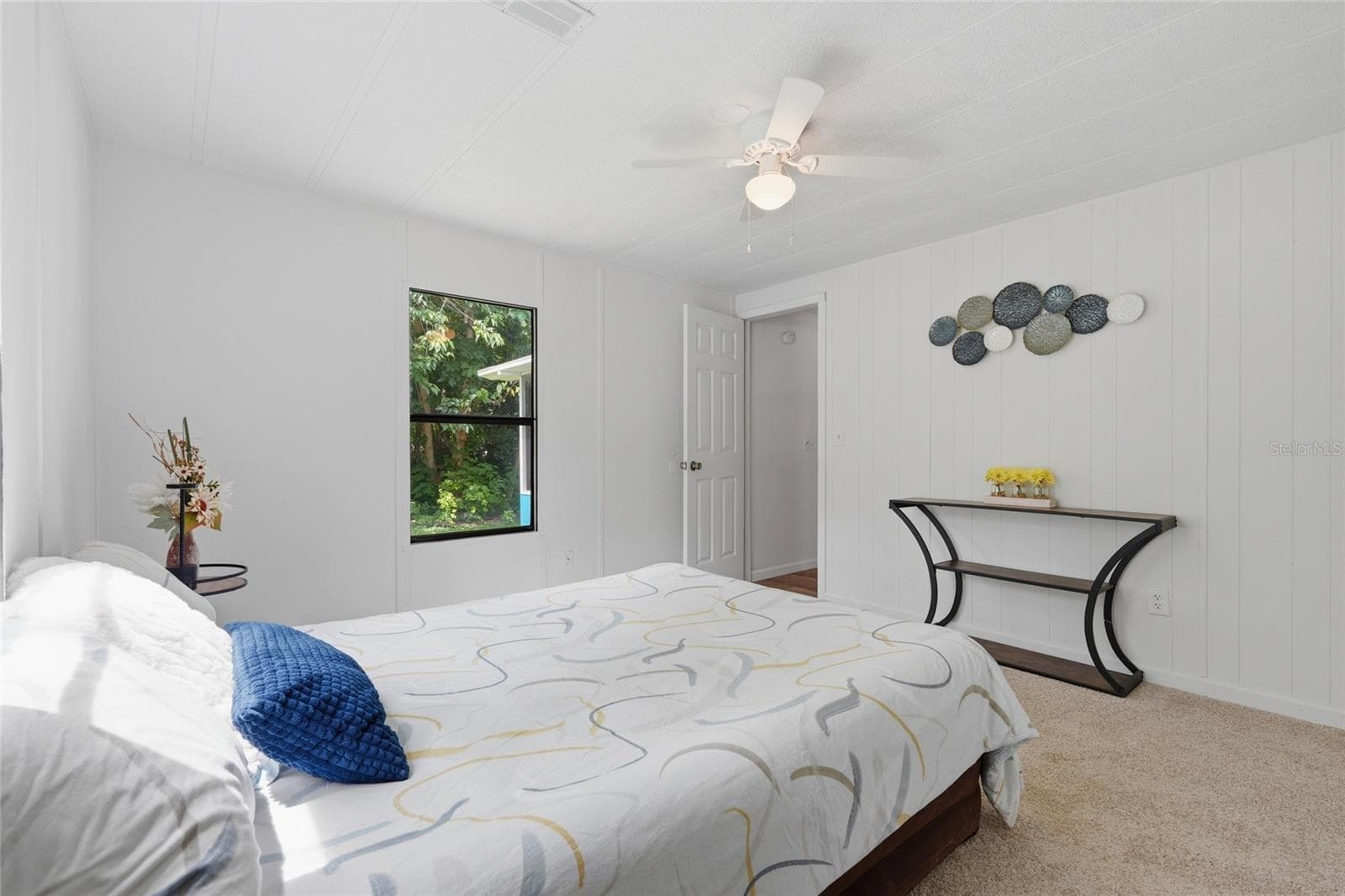 Manufactured Home at 1212 NE 1ST AVE, WILLISTON, photo 18 of 28