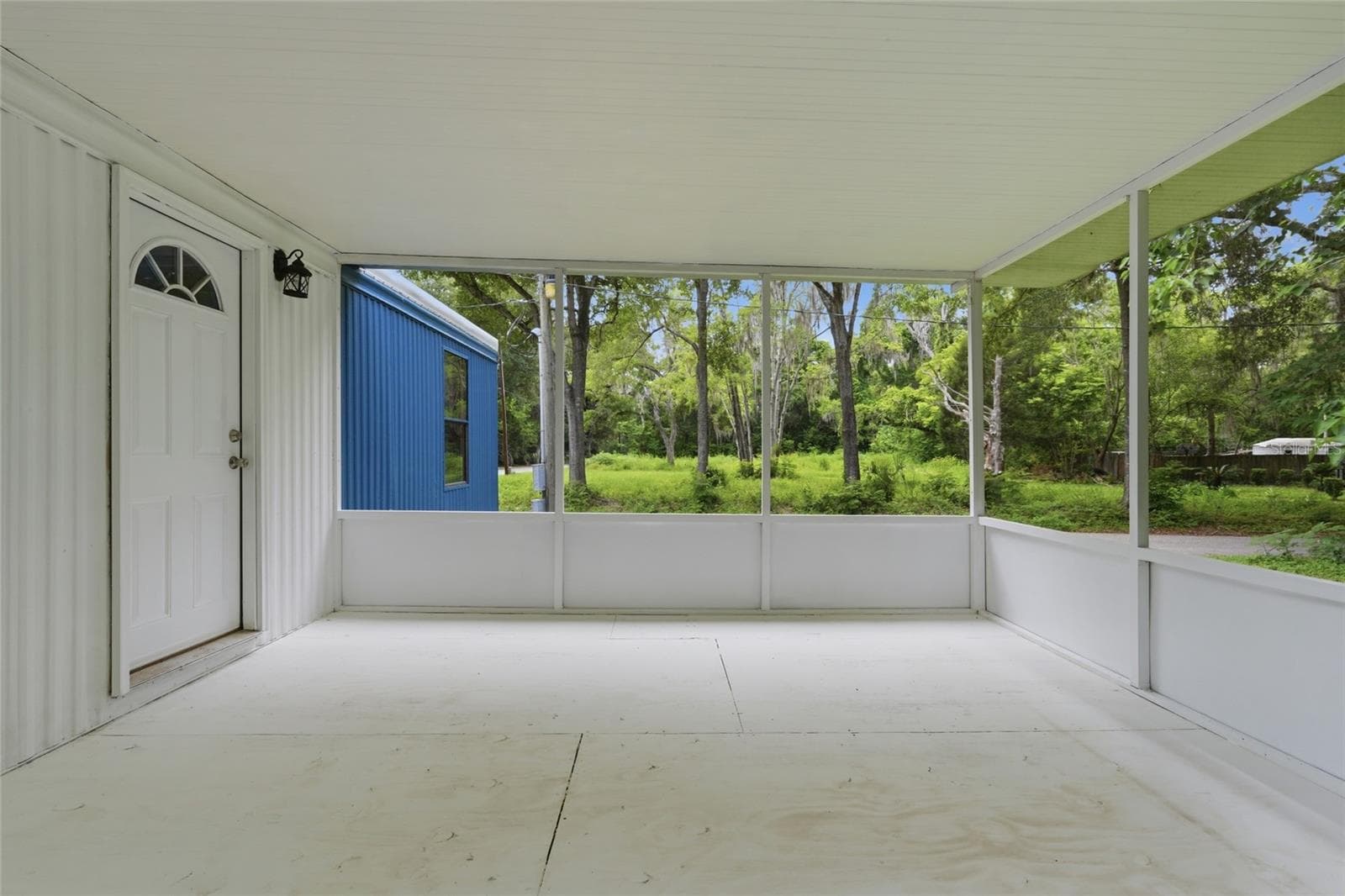 Manufactured Home at 1212 NE 1ST AVE, WILLISTON, photo 22 of 28