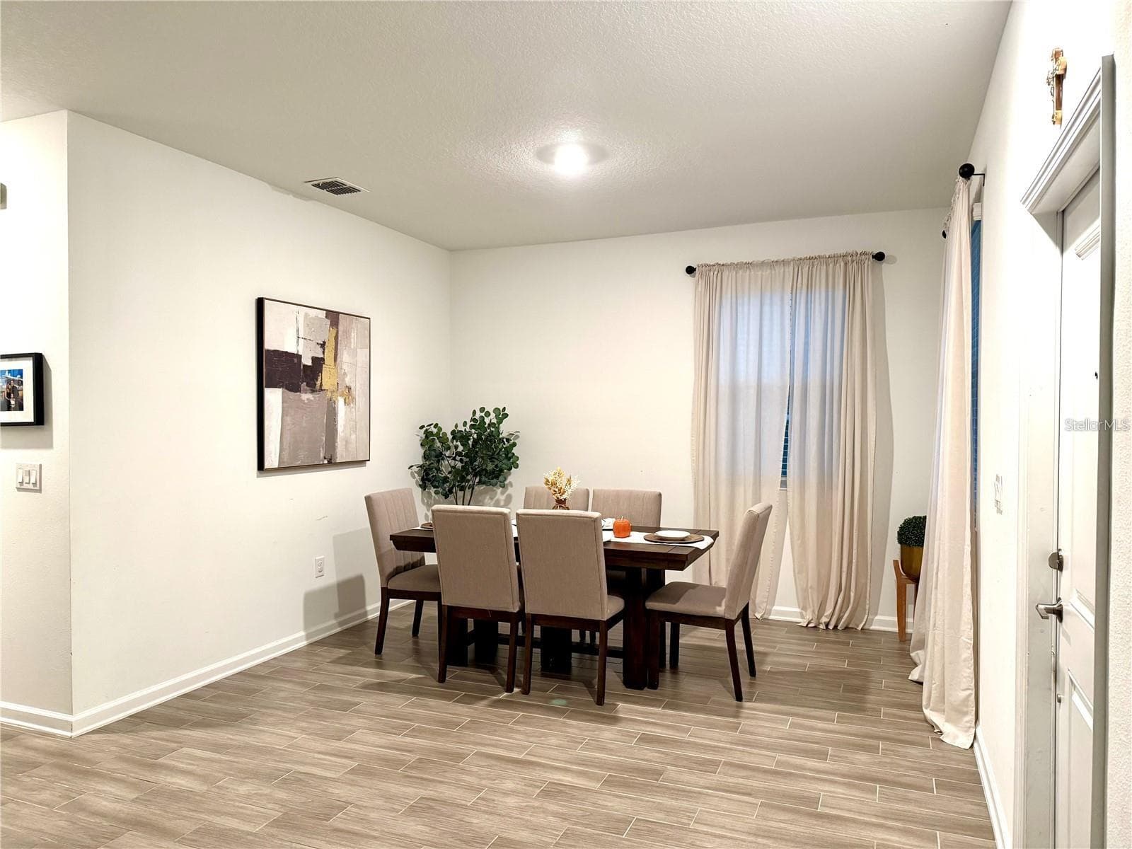 Townhouse at 1796 TOHOQUA BLVD, KISSIMMEE, photo 5 of 17