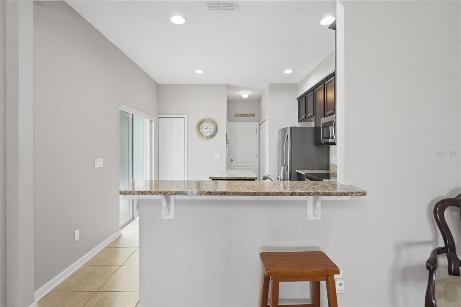 Townhouse at 556 JUNIPER SPRINGS DR, GROVELAND, photo 9 of 40