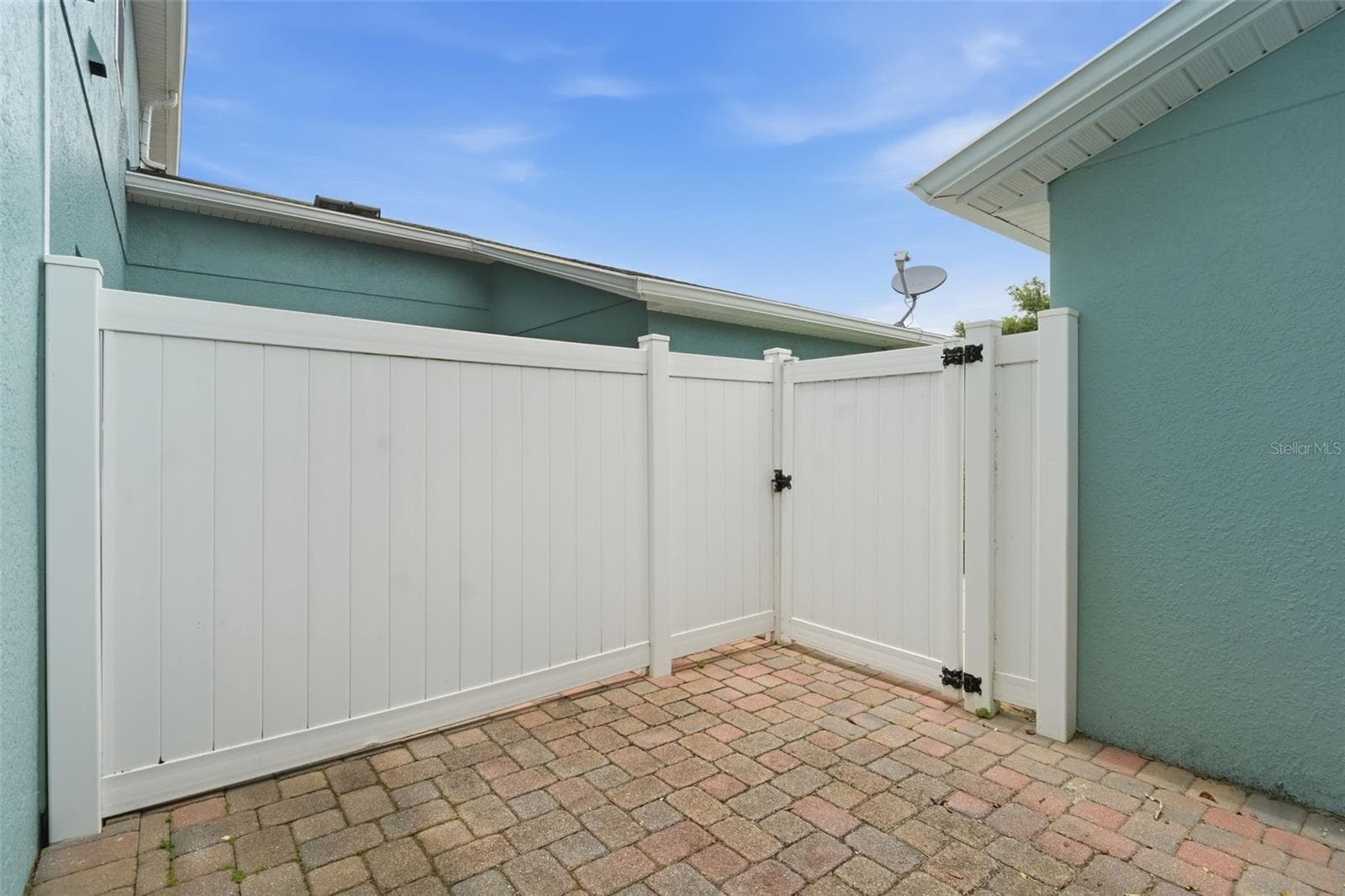 Townhouse at 556 JUNIPER SPRINGS DR, GROVELAND, photo 28 of 40