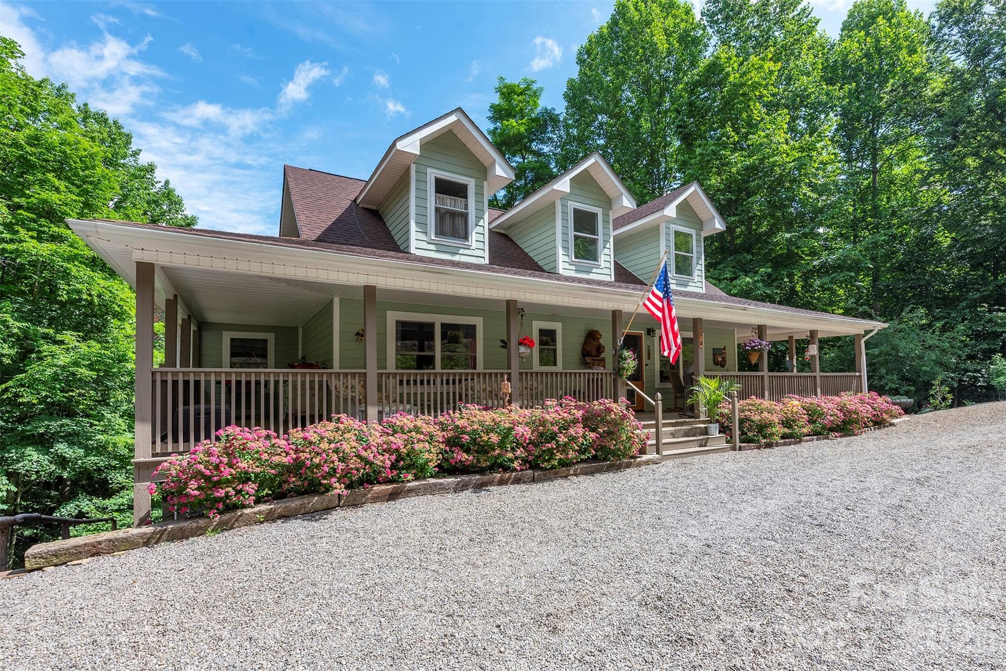 Single Family Residence at Waynesville, photo 2 of 45