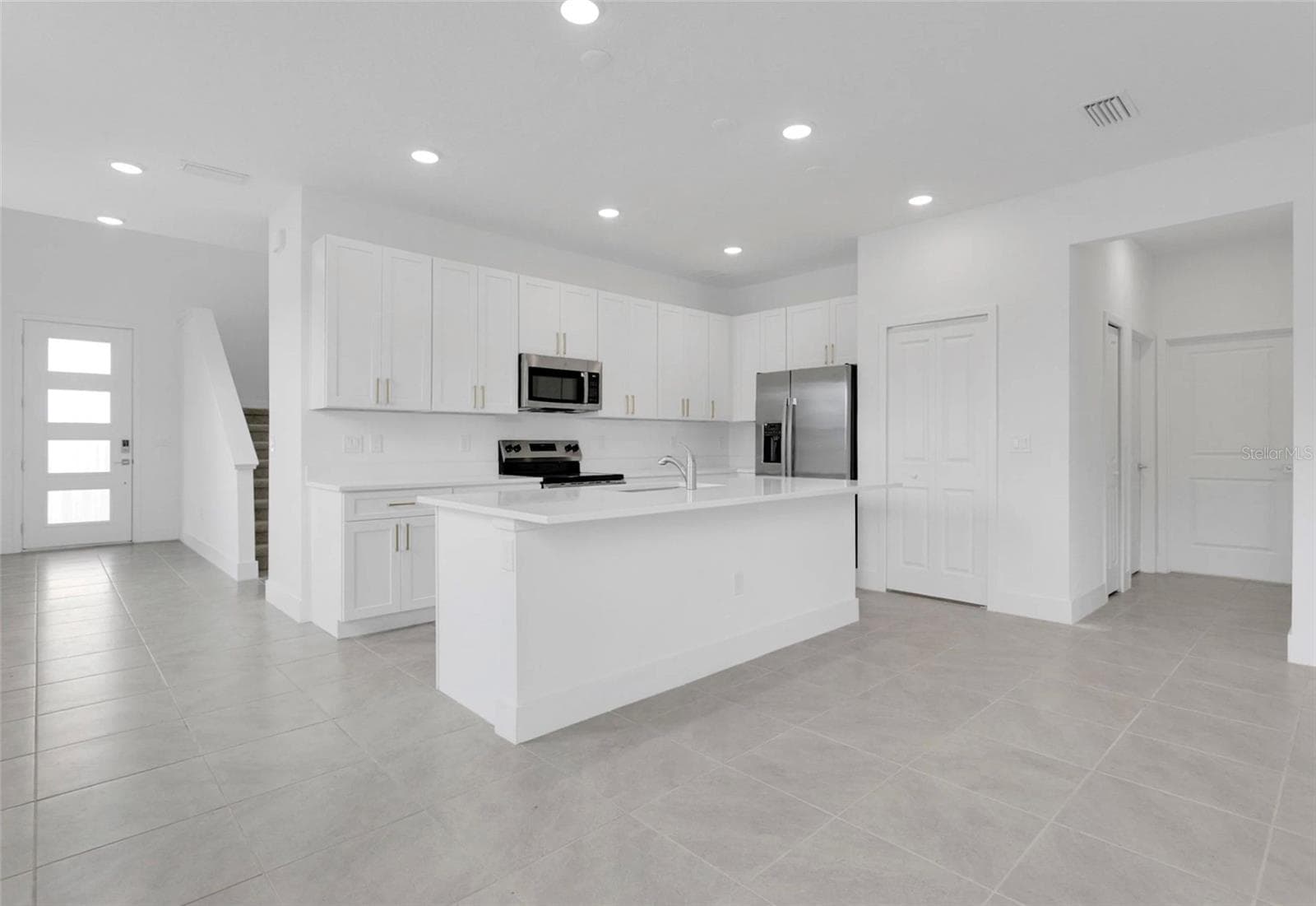 Kitchen - 292 ELENA LAVIN CIR, ORLANDO