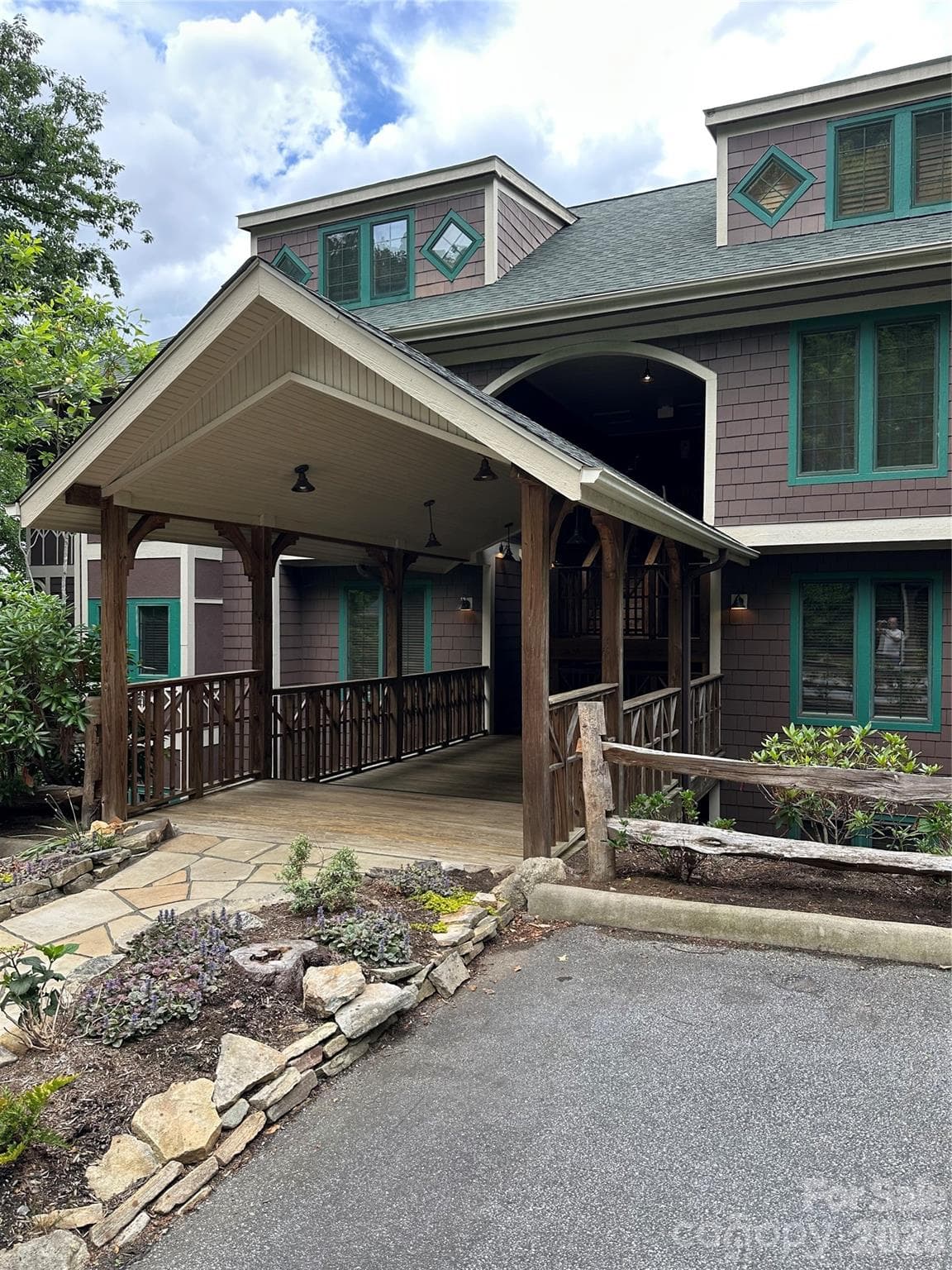 Condominium at Burnsville, photo 2 of 36