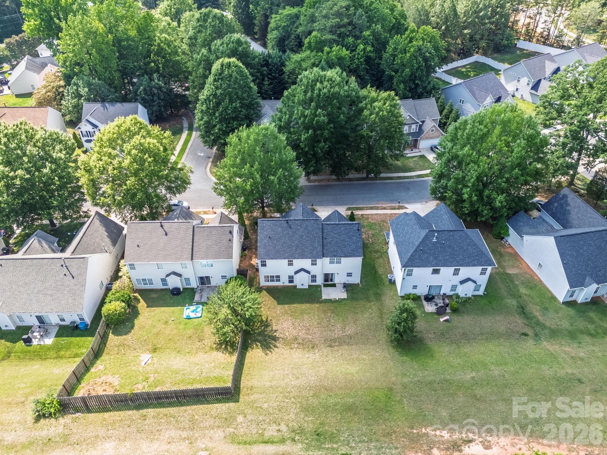 Single Family Residence at 2508 OAKDALE CREEK Lane, Charlotte, photo 4 of 39