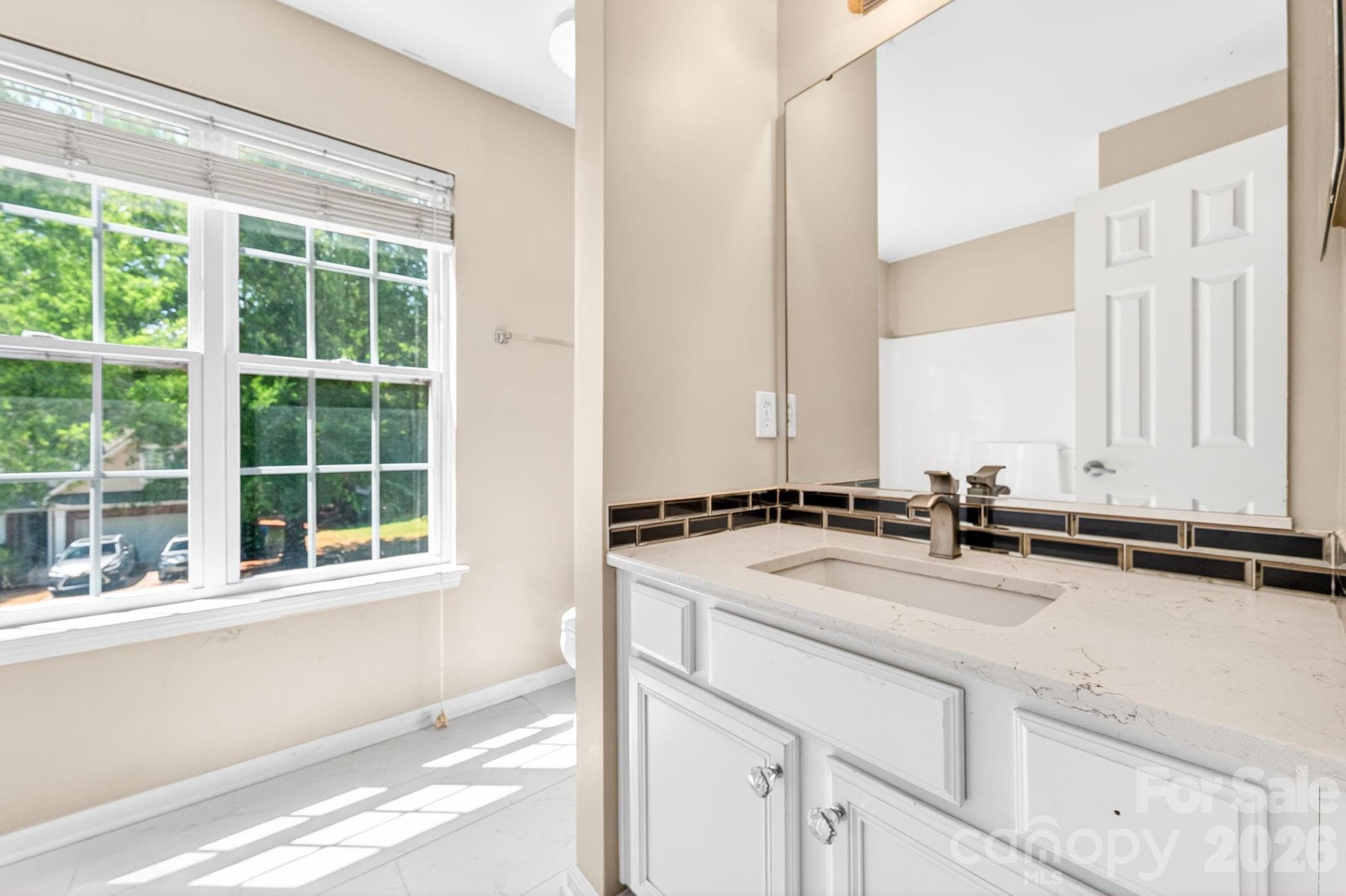 Single Family Residence at 2508 OAKDALE CREEK Lane, Charlotte, photo 37 of 39