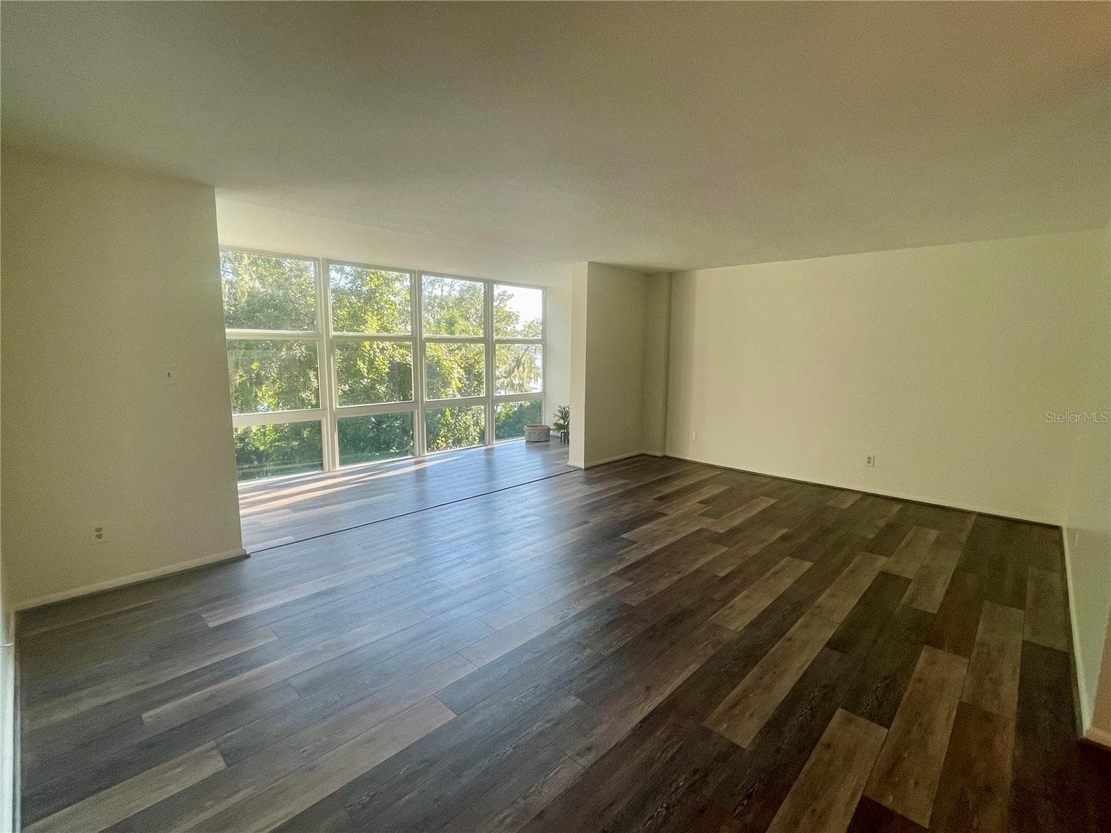 Condominium at 1224 S PENINSULA DR #304, DAYTONA BEACH, photo 9 of 97