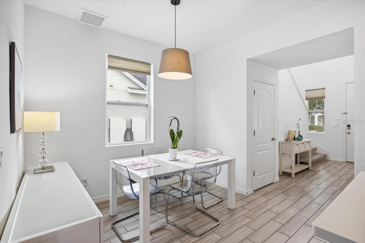 Casual dining area - 6323 HAMLIN RESERVE BLVD, WINTER GARDEN