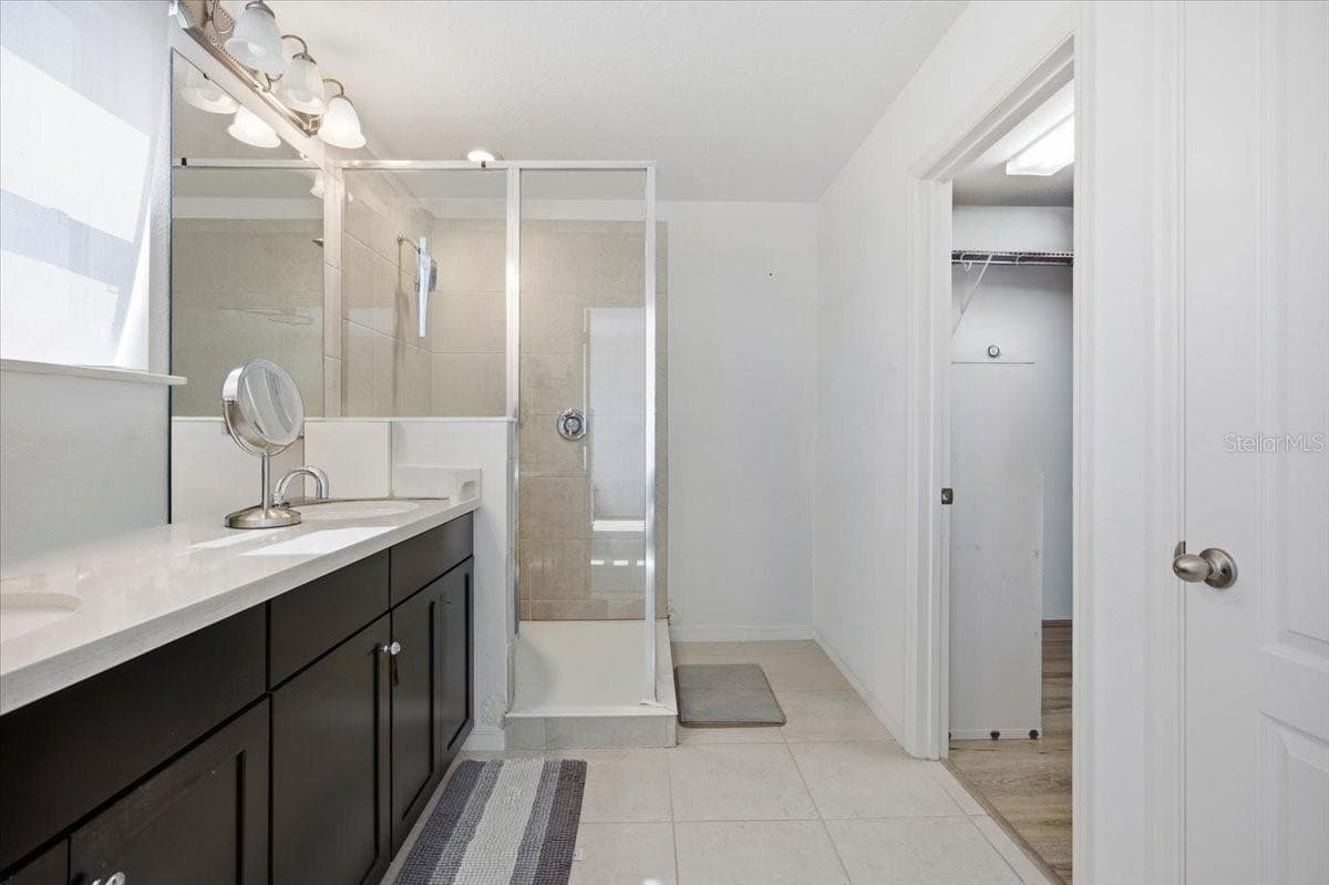 Ensuite bedroom - 6323 HAMLIN RESERVE BLVD, WINTER GARDEN