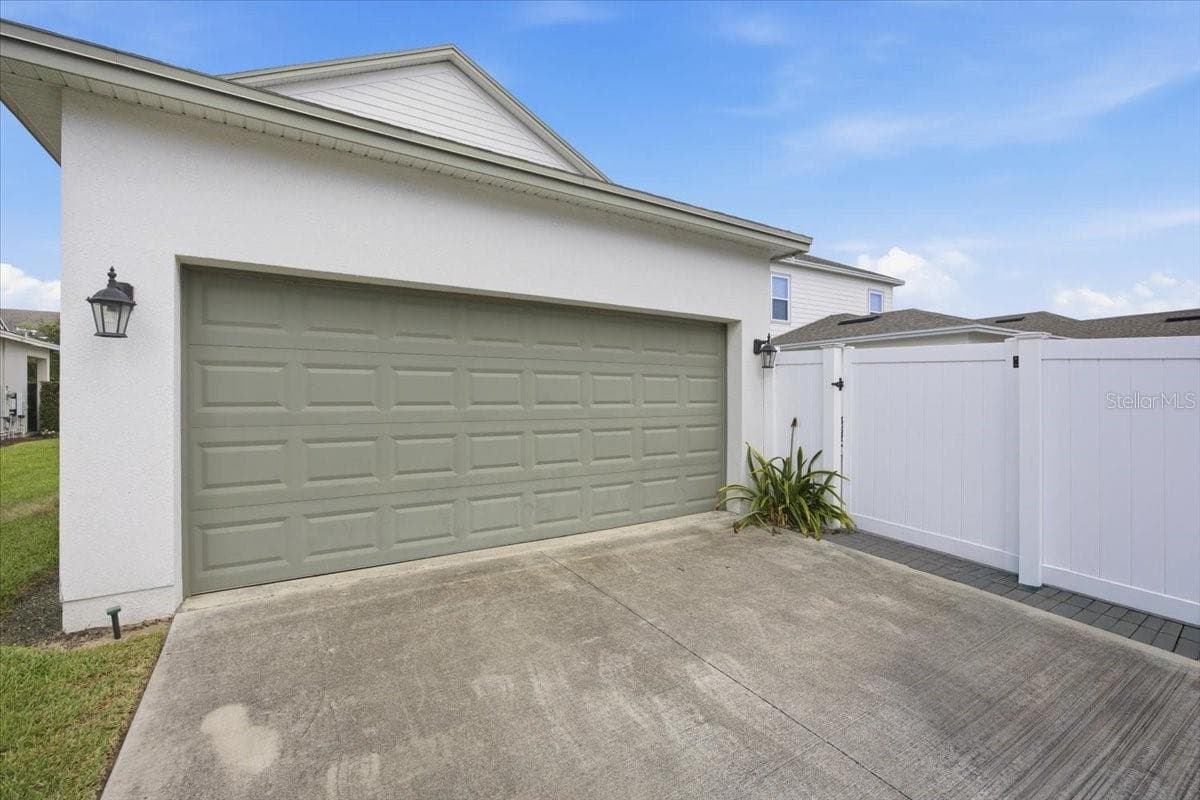 2 car garagem - 6323 HAMLIN RESERVE BLVD, WINTER GARDEN