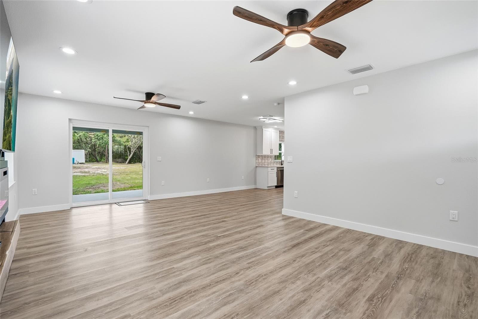 Single Family Residence at 31848 HEDGEROW DR, WESLEY CHAPEL, photo 11 of 72