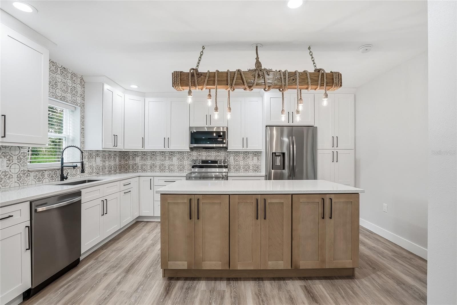 Single Family Residence at 31848 HEDGEROW DR, WESLEY CHAPEL, photo 17 of 72
