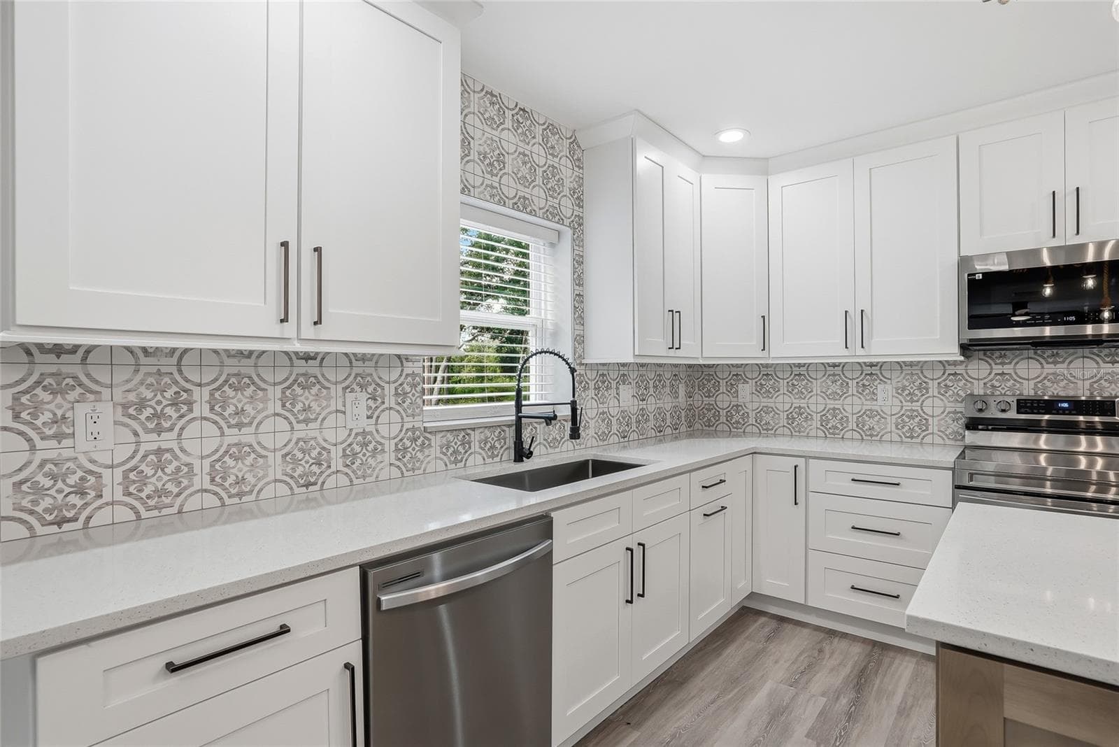 Single Family Residence at 31848 HEDGEROW DR, WESLEY CHAPEL, photo 24 of 72
