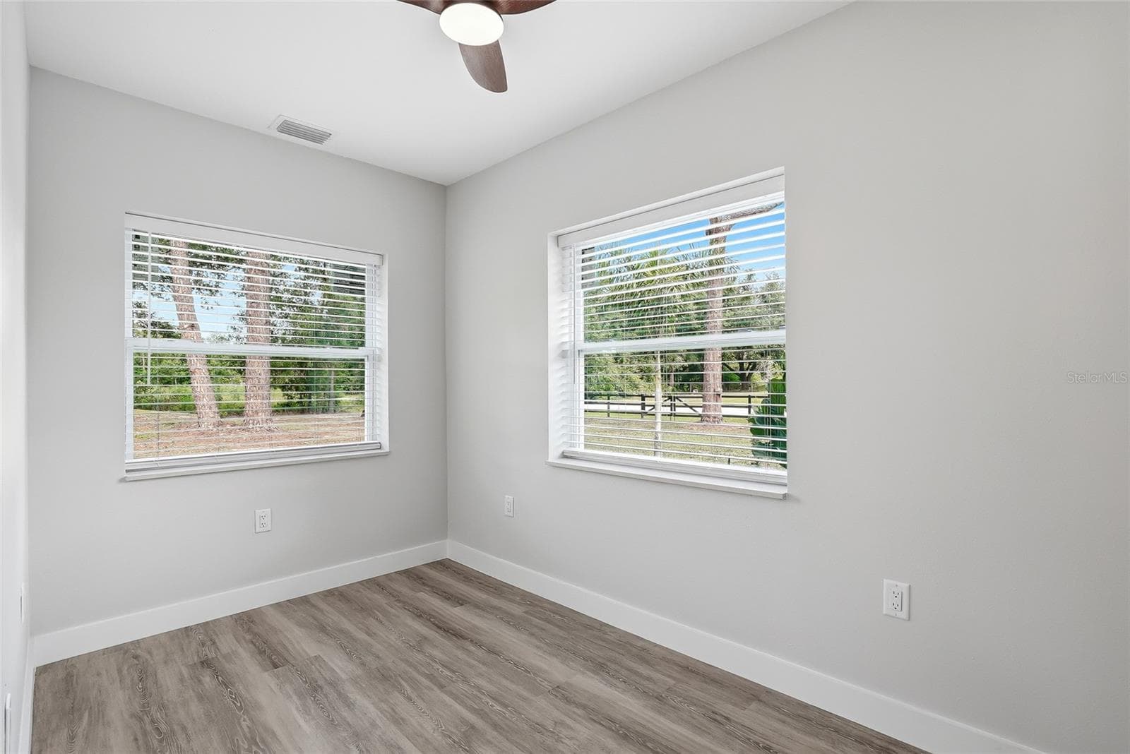 Single Family Residence at 31848 HEDGEROW DR, WESLEY CHAPEL, photo 26 of 72