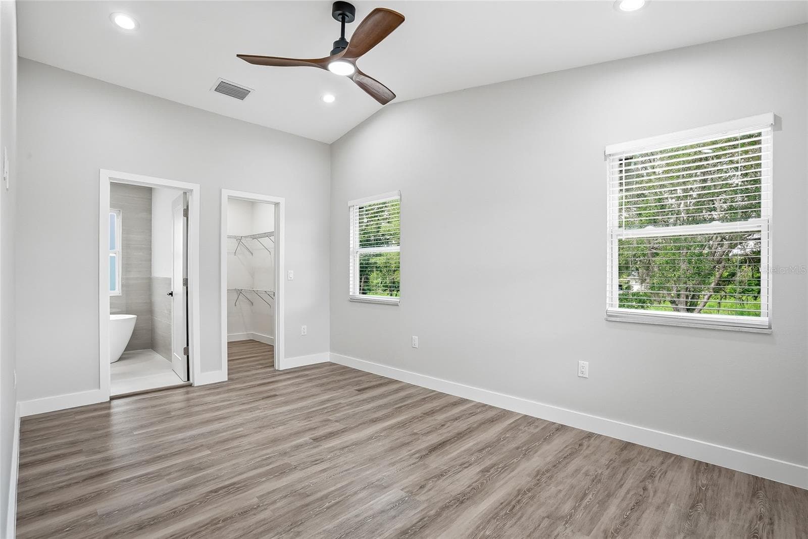 Single Family Residence at 31848 HEDGEROW DR, WESLEY CHAPEL, photo 33 of 72