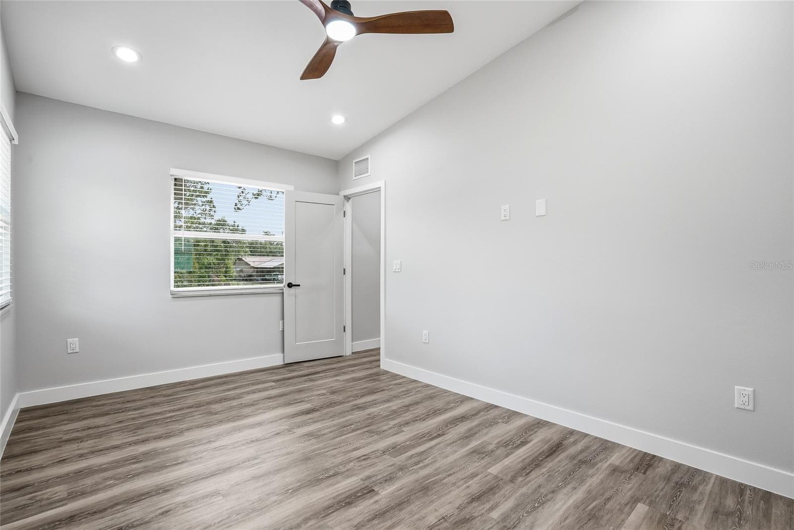 Single Family Residence at 31848 HEDGEROW DR, WESLEY CHAPEL, photo 34 of 72