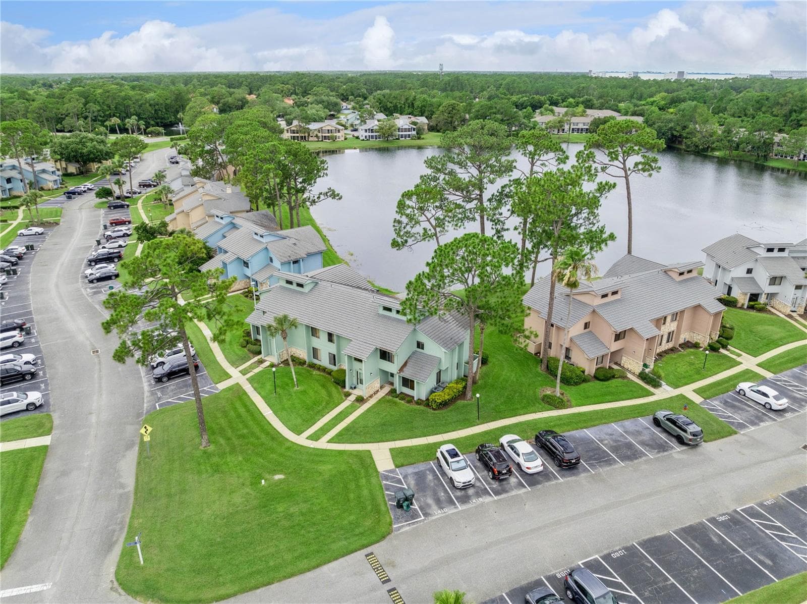 Condominium at 141 GOLDEN EYE DR #B, DAYTONA BEACH, photo 33 of 34