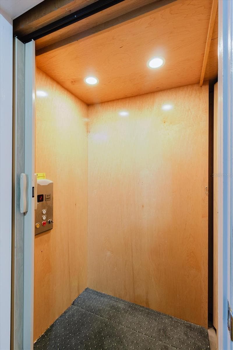 Elevator - 2976 FIELDBROOK PL, CLEARWATER
