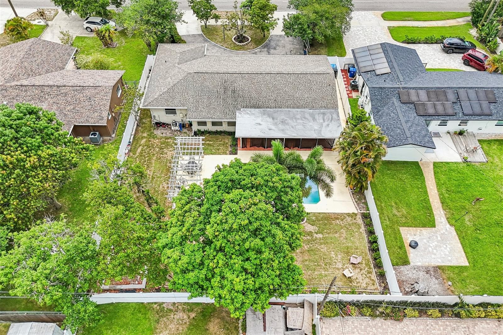 Single Family Residence at 2709 49TH ST N, ST PETERSBURG, photo 33 of 40