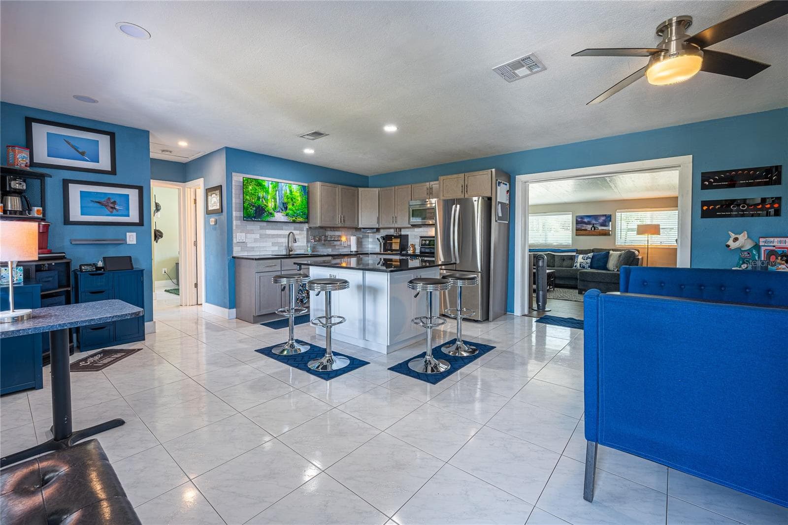 Kitchen/Dining room - 5760 3RD AVE N, ST PETERSBURG