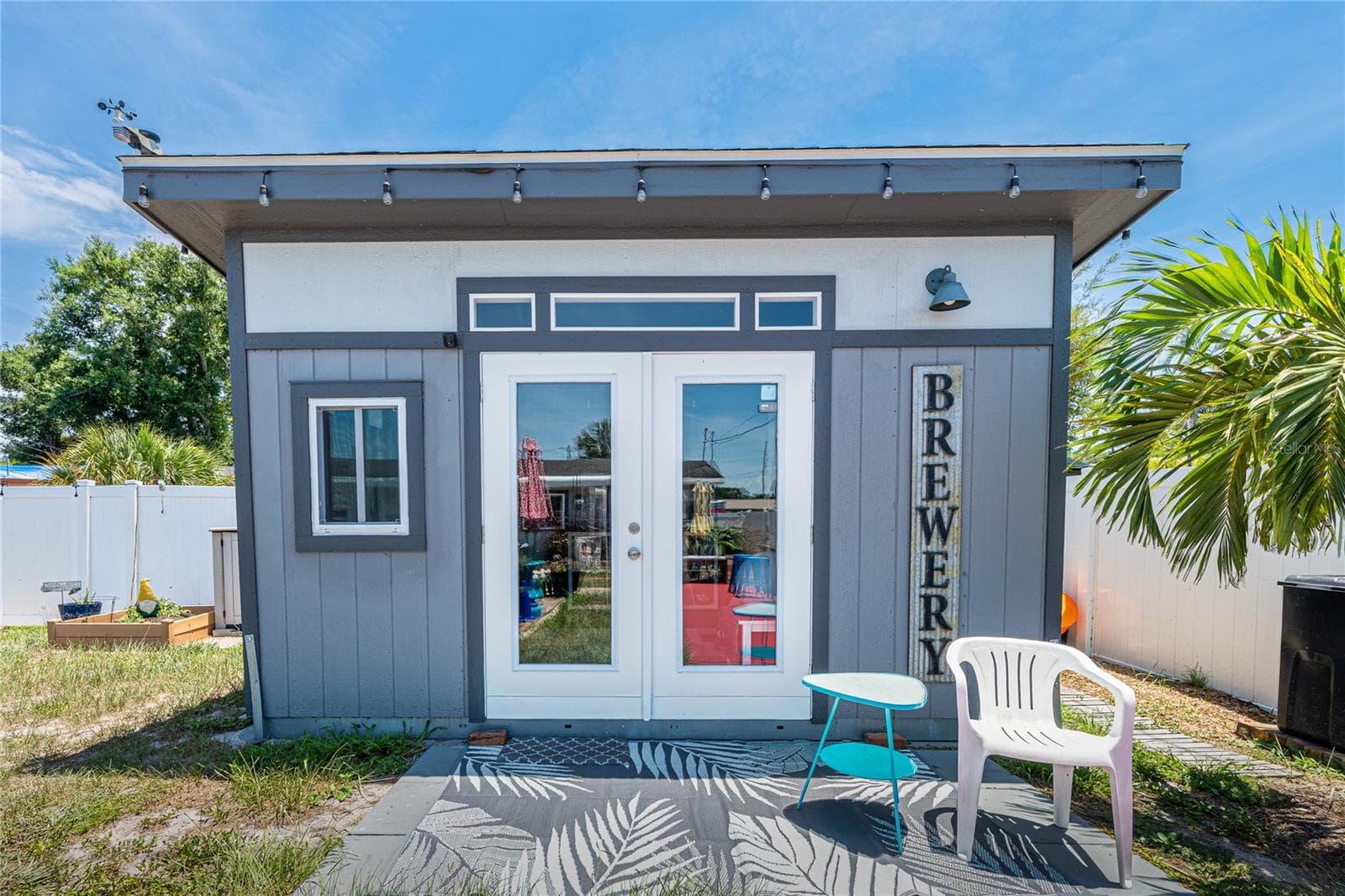 Studio w/AC - 5760 3RD AVE N, ST PETERSBURG