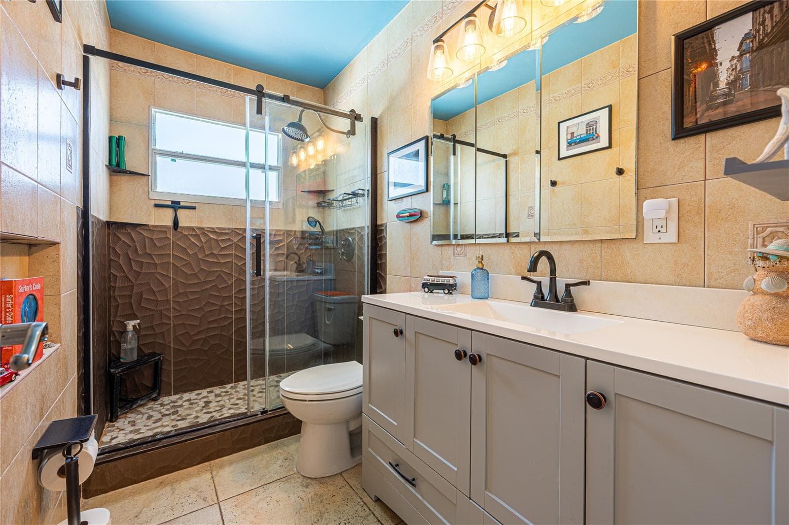 Bathroom - 5760 3RD AVE N, ST PETERSBURG