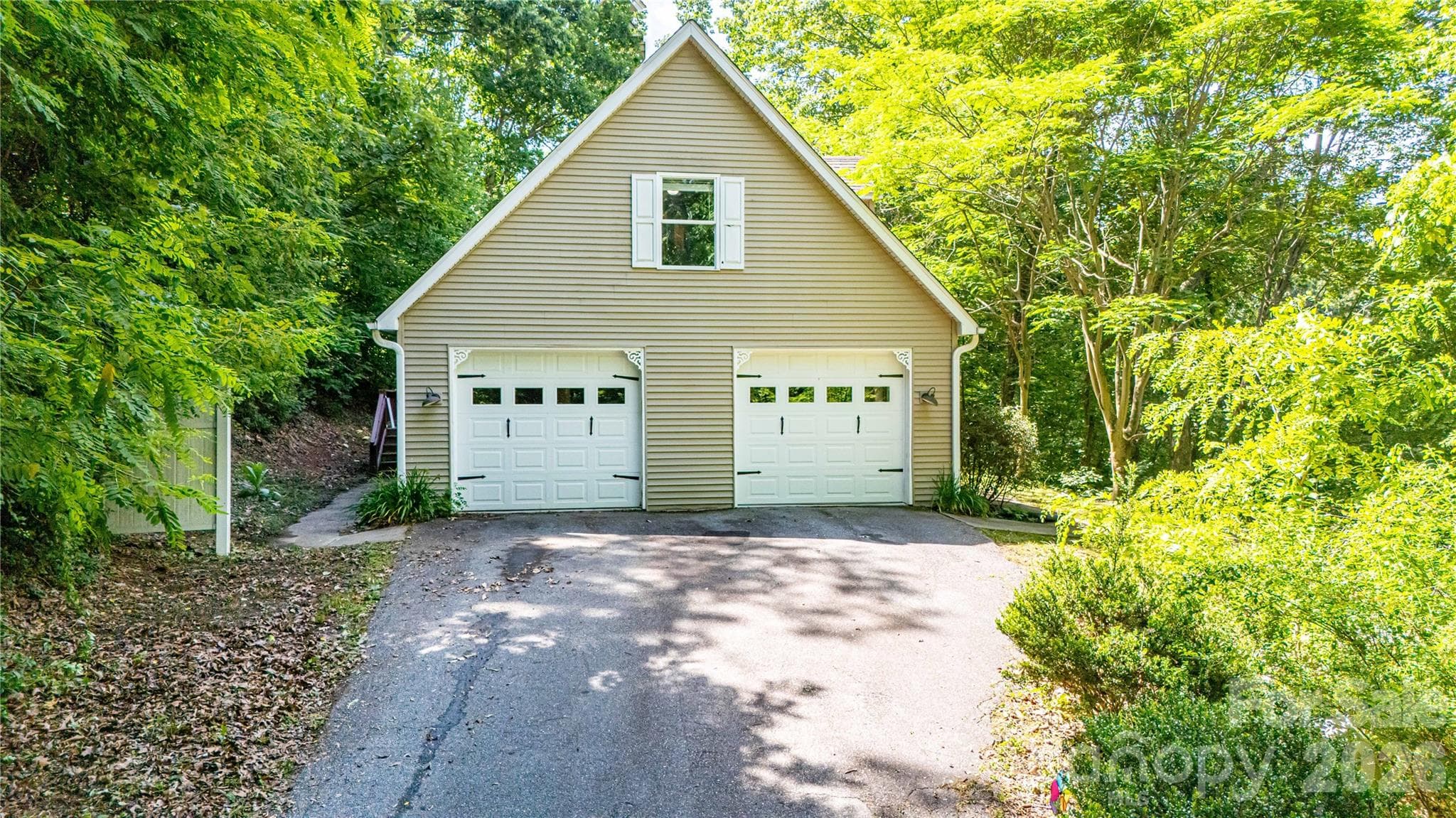 Single Family Residence at 142 Blake Drive, Canton, photo 18 of 50