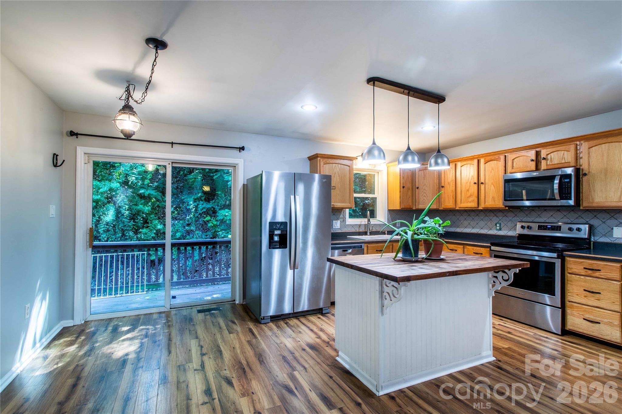 Single Family Residence at 142 Blake Drive, Canton, photo 20 of 50