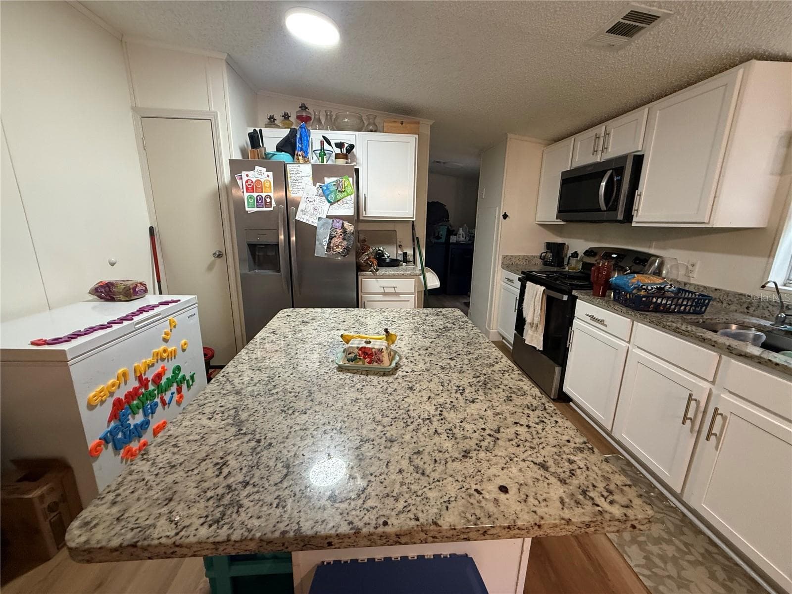 Manufactured Home at 10225 WEATHERBY AVE, HASTINGS, photo 17 of 32