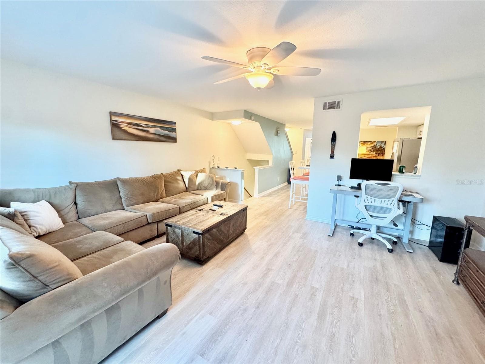 Townhouse at 603 GARLAND CIR, INDIAN ROCKS BEACH, photo 7 of 43