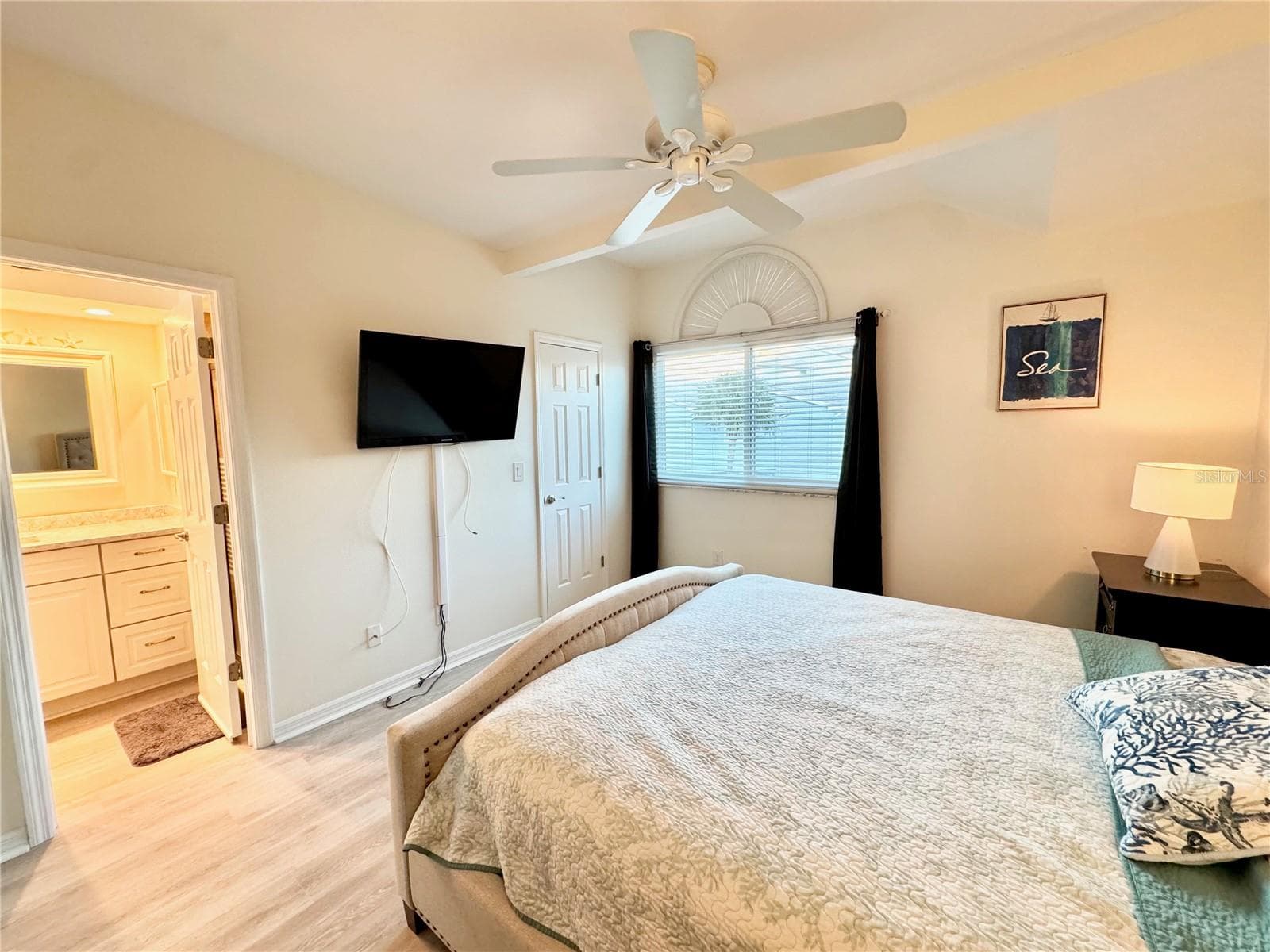 Townhouse at 603 GARLAND CIR, INDIAN ROCKS BEACH, photo 18 of 43