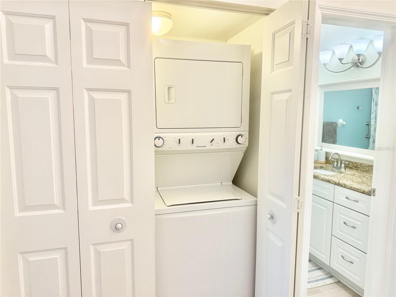 Townhouse at 603 GARLAND CIR, INDIAN ROCKS BEACH, photo 23 of 43