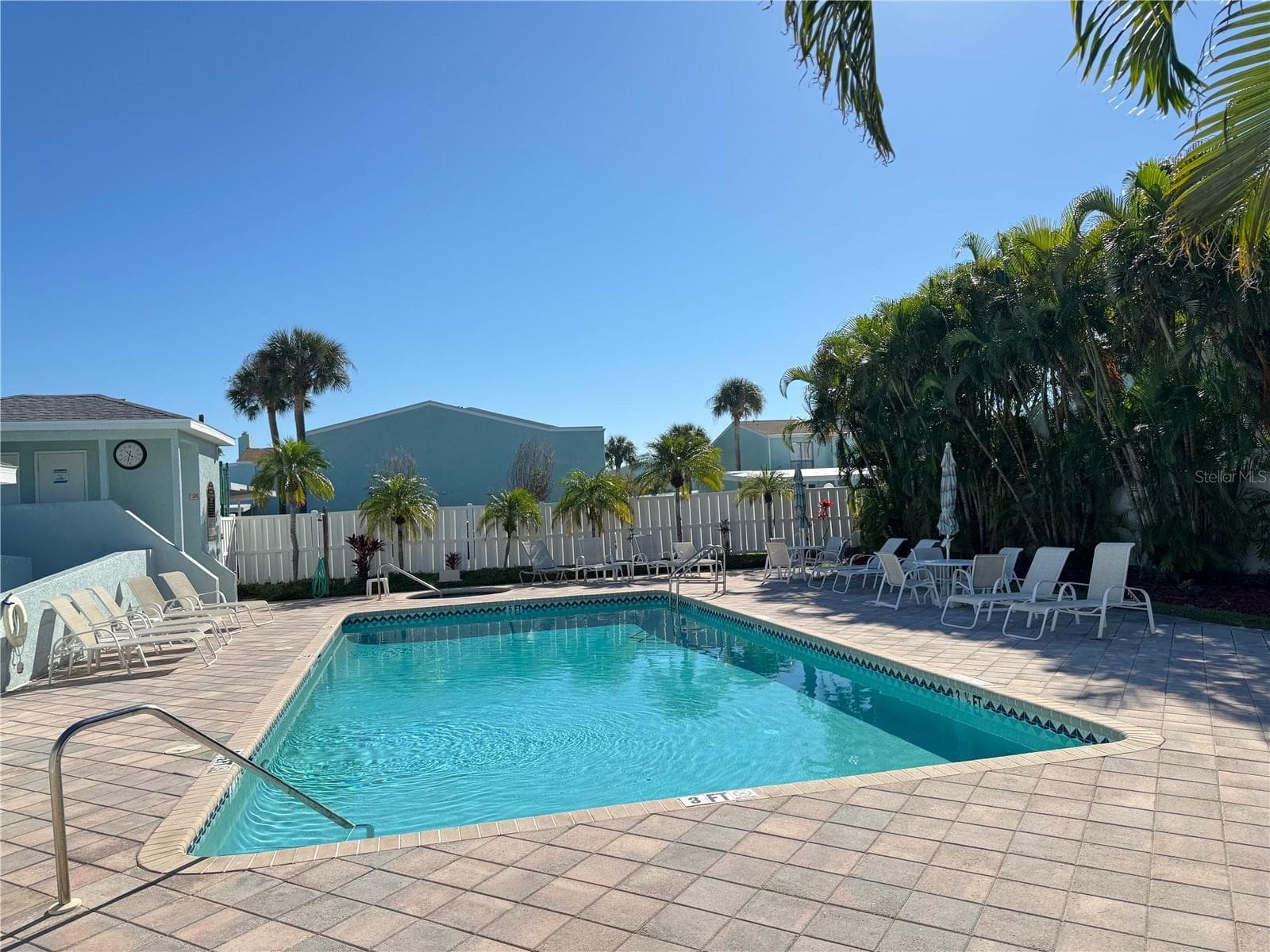 Townhouse at 603 GARLAND CIR, INDIAN ROCKS BEACH, photo 36 of 43