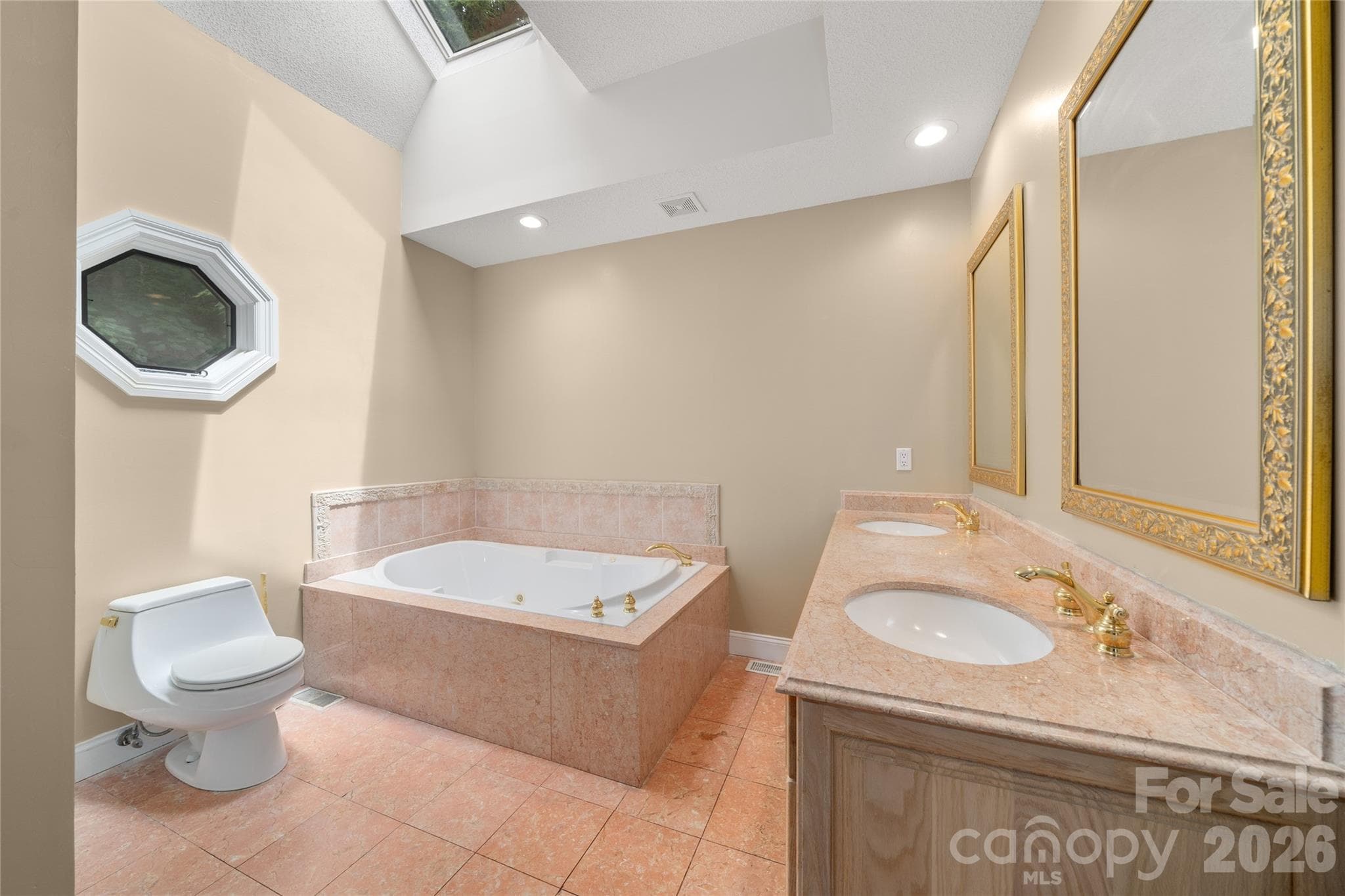Primary bathroom, main level - 136 Rumbling Bald Road, Lake Lure
