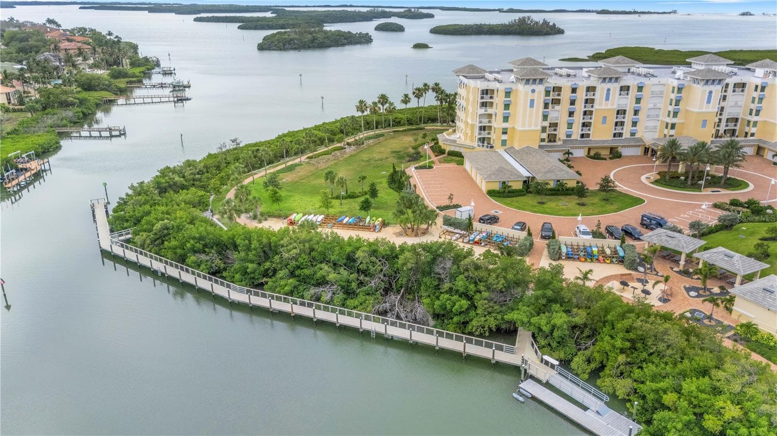 Condominium at 795 COLLANY RD #304, ST PETERSBURG, photo 57 of 79