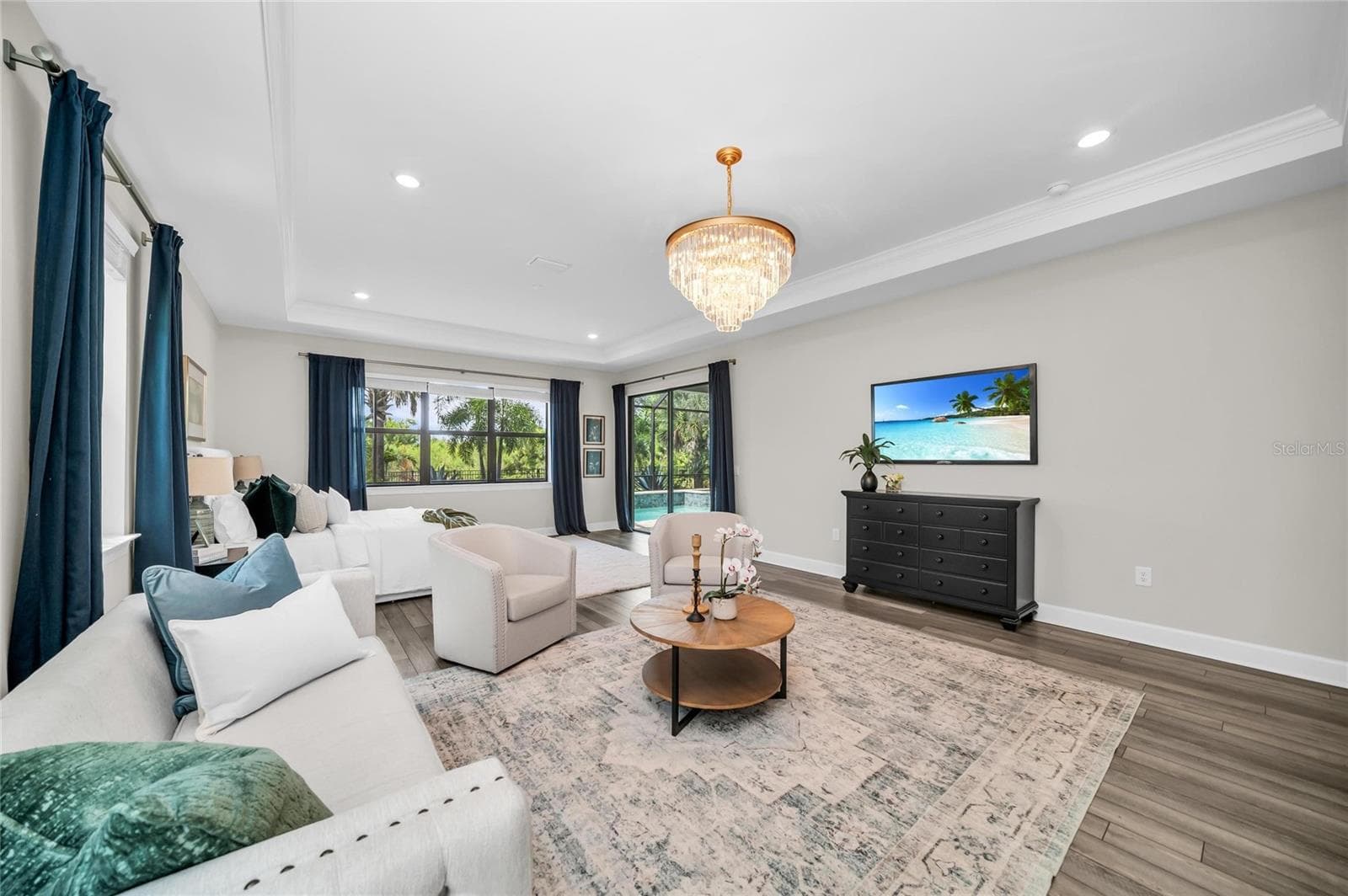 Sitting area Primary Suite - 16438 SLATE PL, LAKEWOOD RANCH