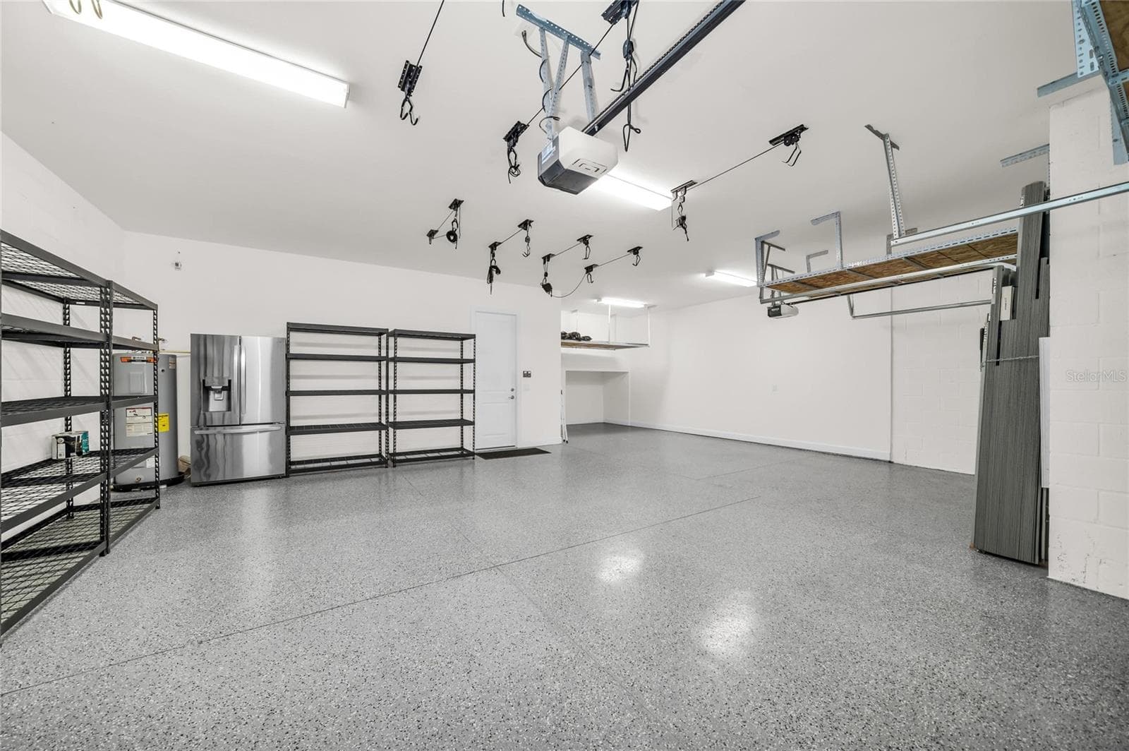 3 car air conditioned garage - 16438 SLATE PL, LAKEWOOD RANCH