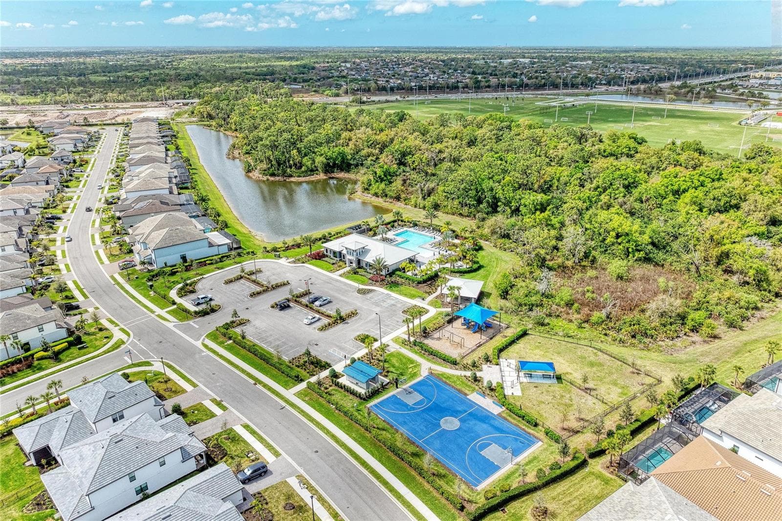 Community Amenities - 16438 SLATE PL, LAKEWOOD RANCH