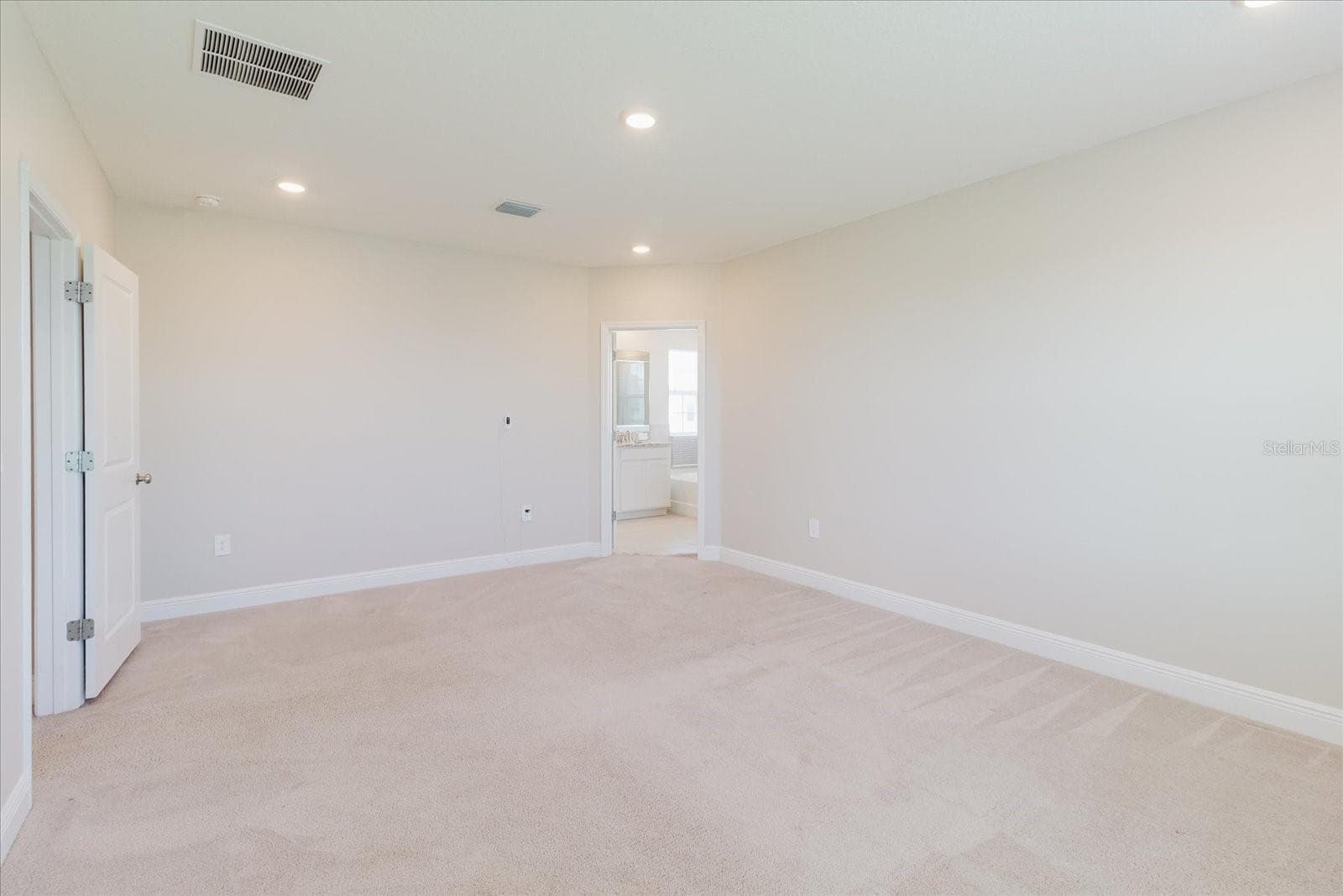 Single Family Residence at 16725 BARNWOOD PL, BRADENTON, photo 38 of 74