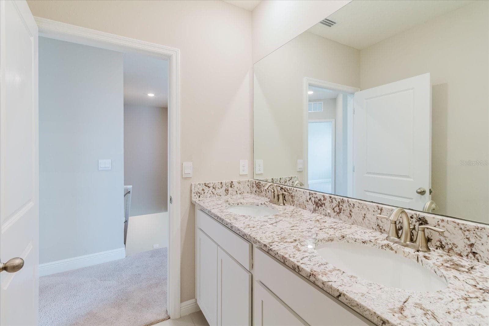 Single Family Residence at 16725 BARNWOOD PL, BRADENTON, photo 52 of 74