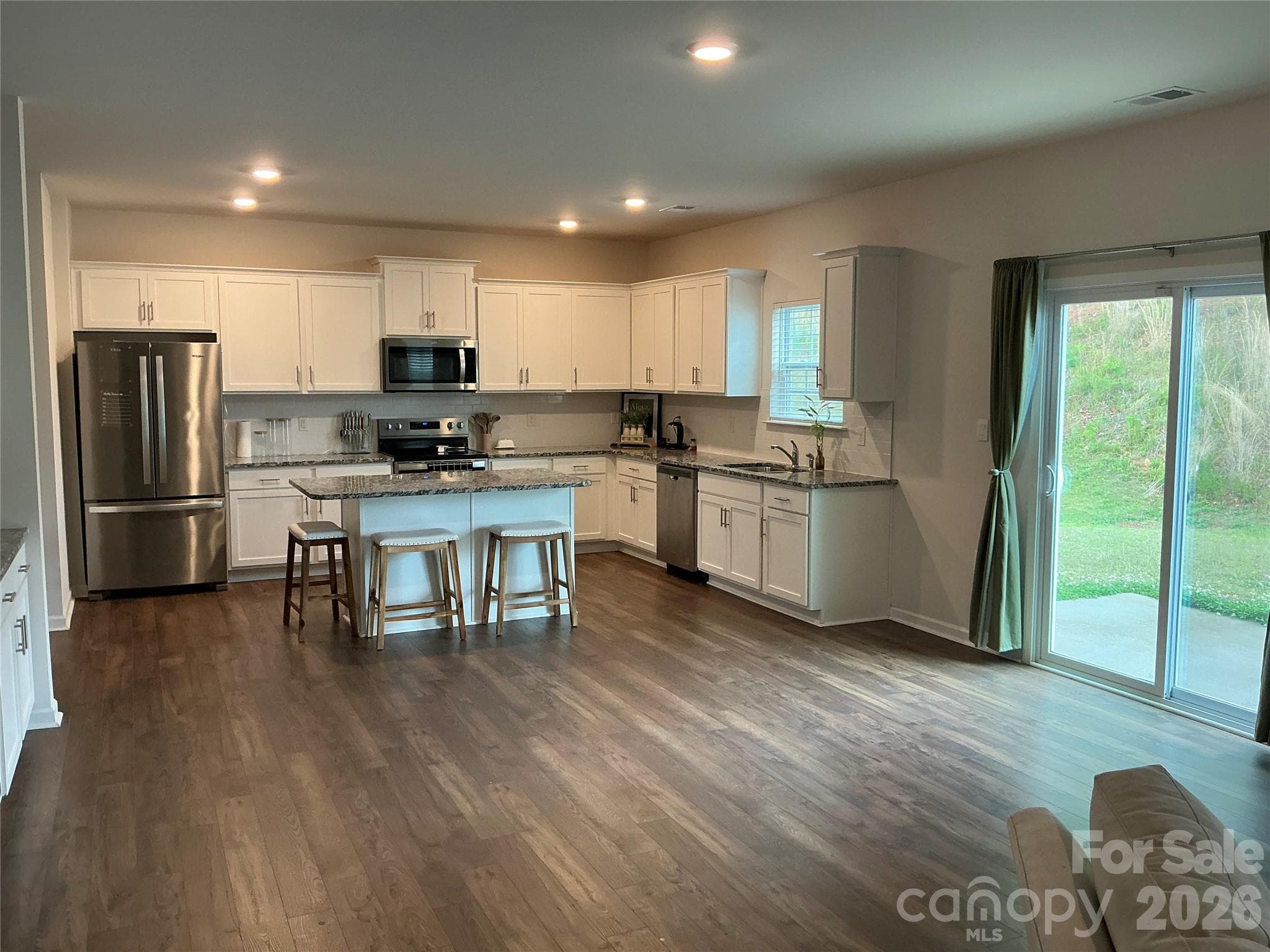 Kitchen - 534 Yellow Birch Drive, Locust