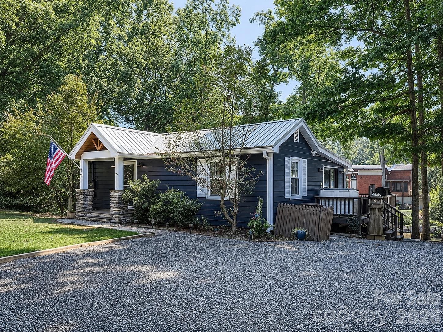 Single Family Residence at 4580 Kiser Island Road, Terrell, photo 2 of 22
