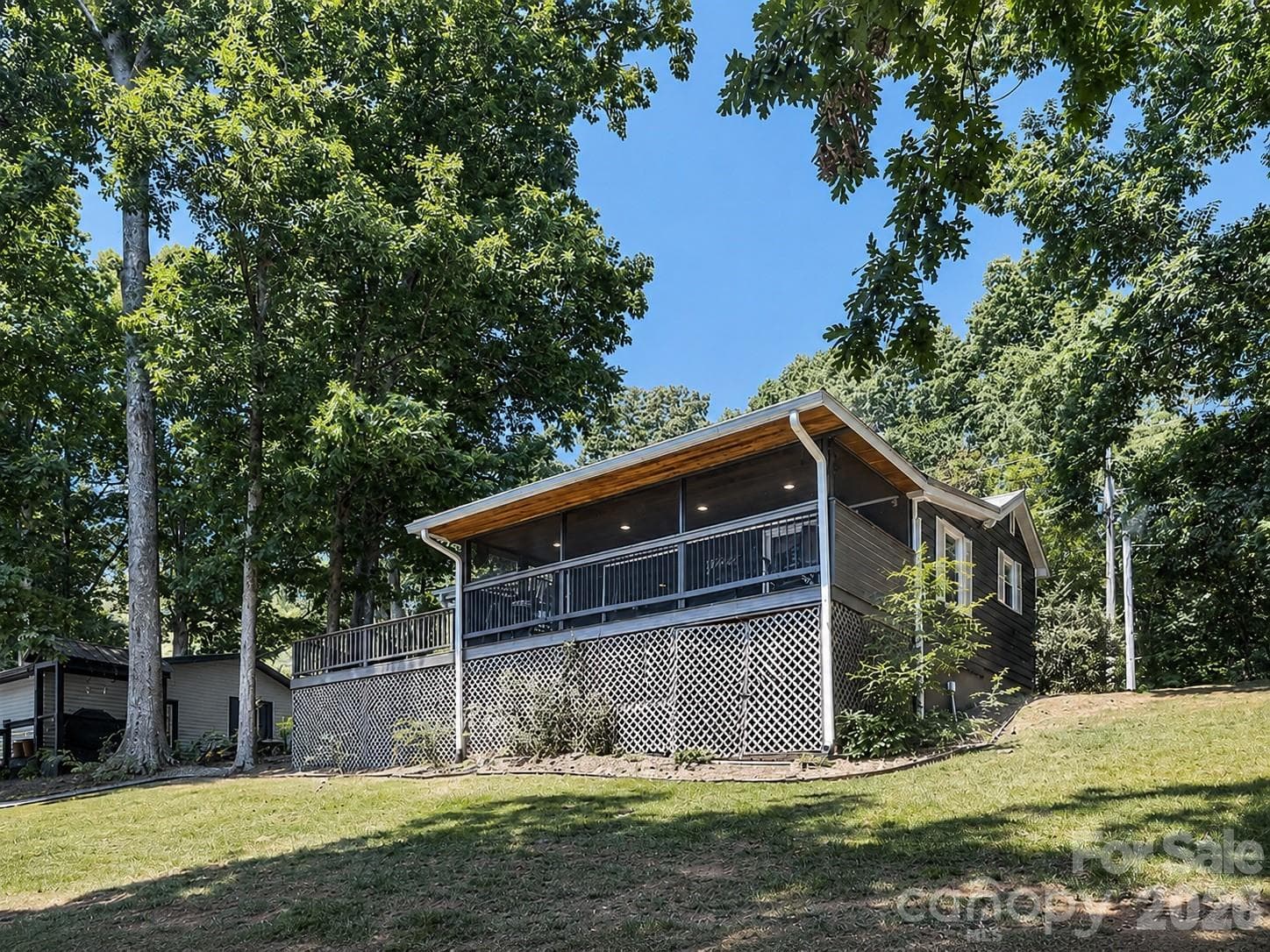Single Family Residence at 4580 Kiser Island Road, Terrell, photo 15 of 22