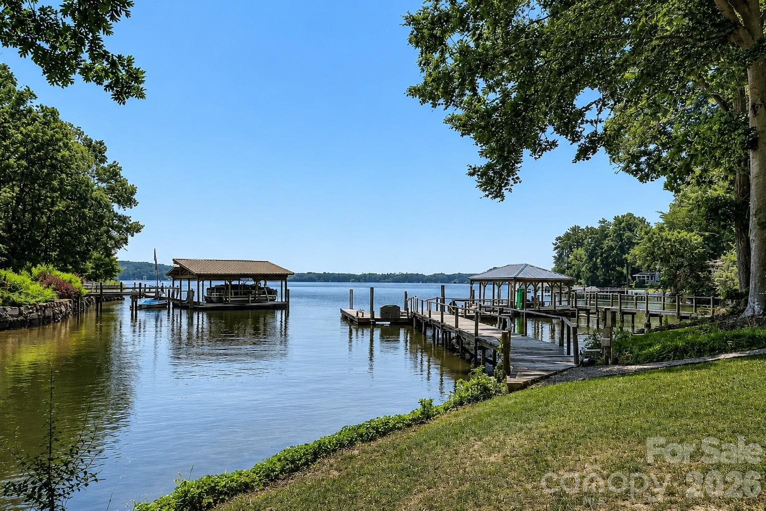 Single Family Residence at 4580 Kiser Island Road, Terrell, photo 17 of 22