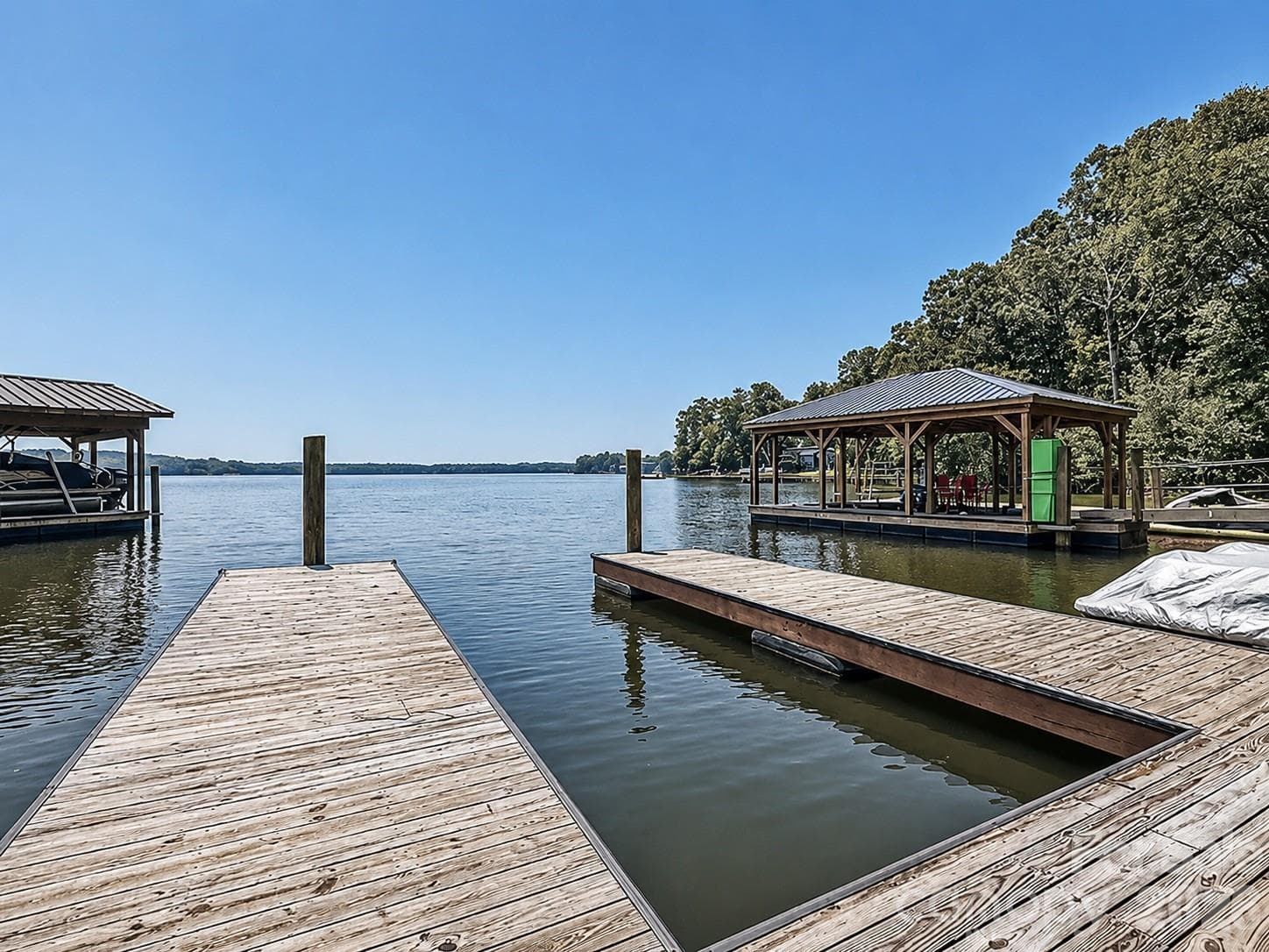 Single Family Residence at 4580 Kiser Island Road, Terrell, photo 18 of 22